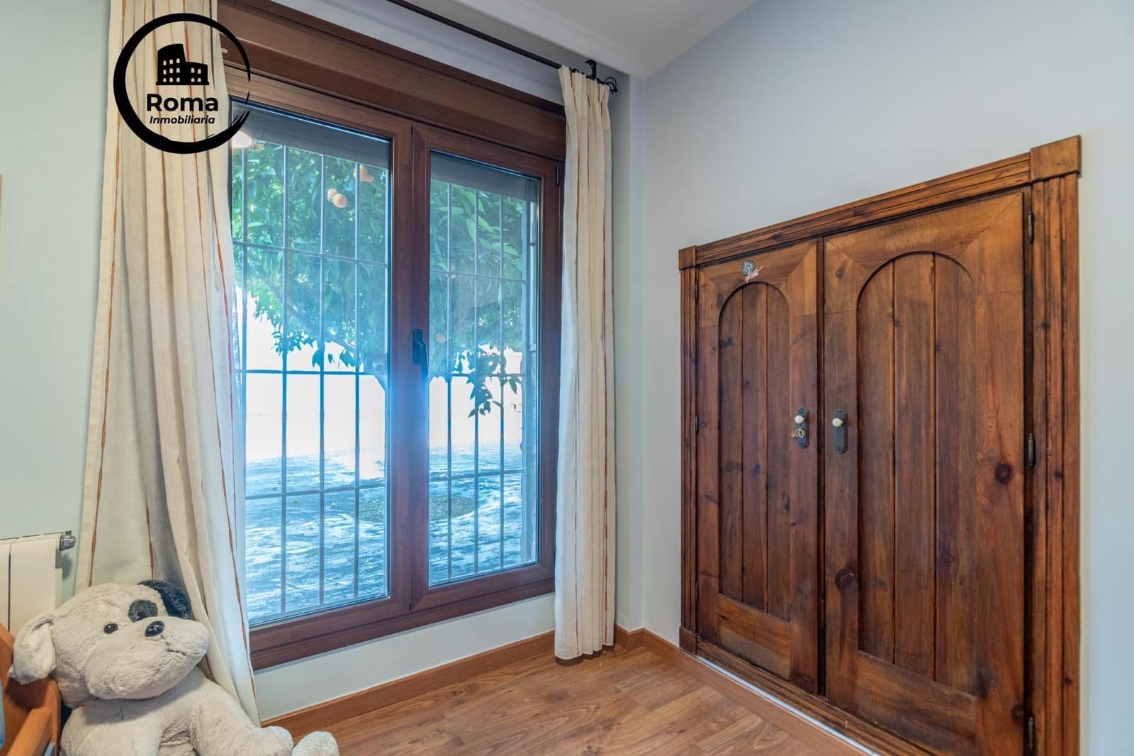 Chalet de 4 habitaciones en Cenes de la Vega en venta con garaje - 890.000 € (Ref: 9591435)