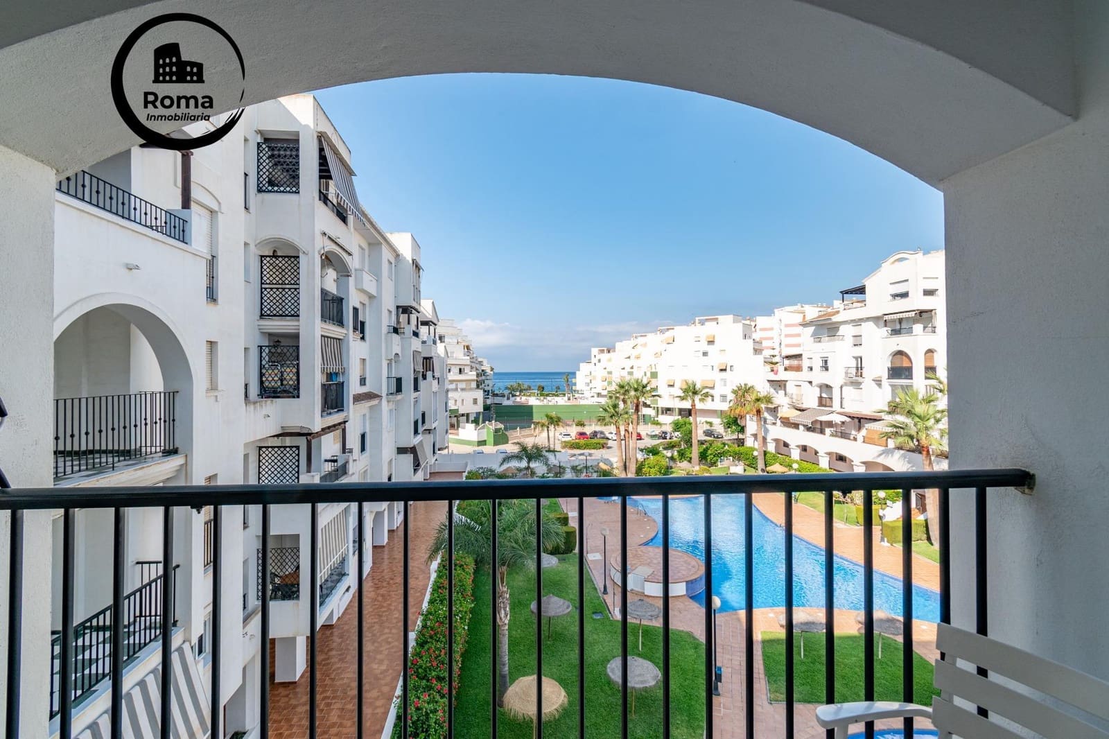 3 bedroom Flat for sale in Salobrena with pool garage - € 320,000 (Ref: 9591438)