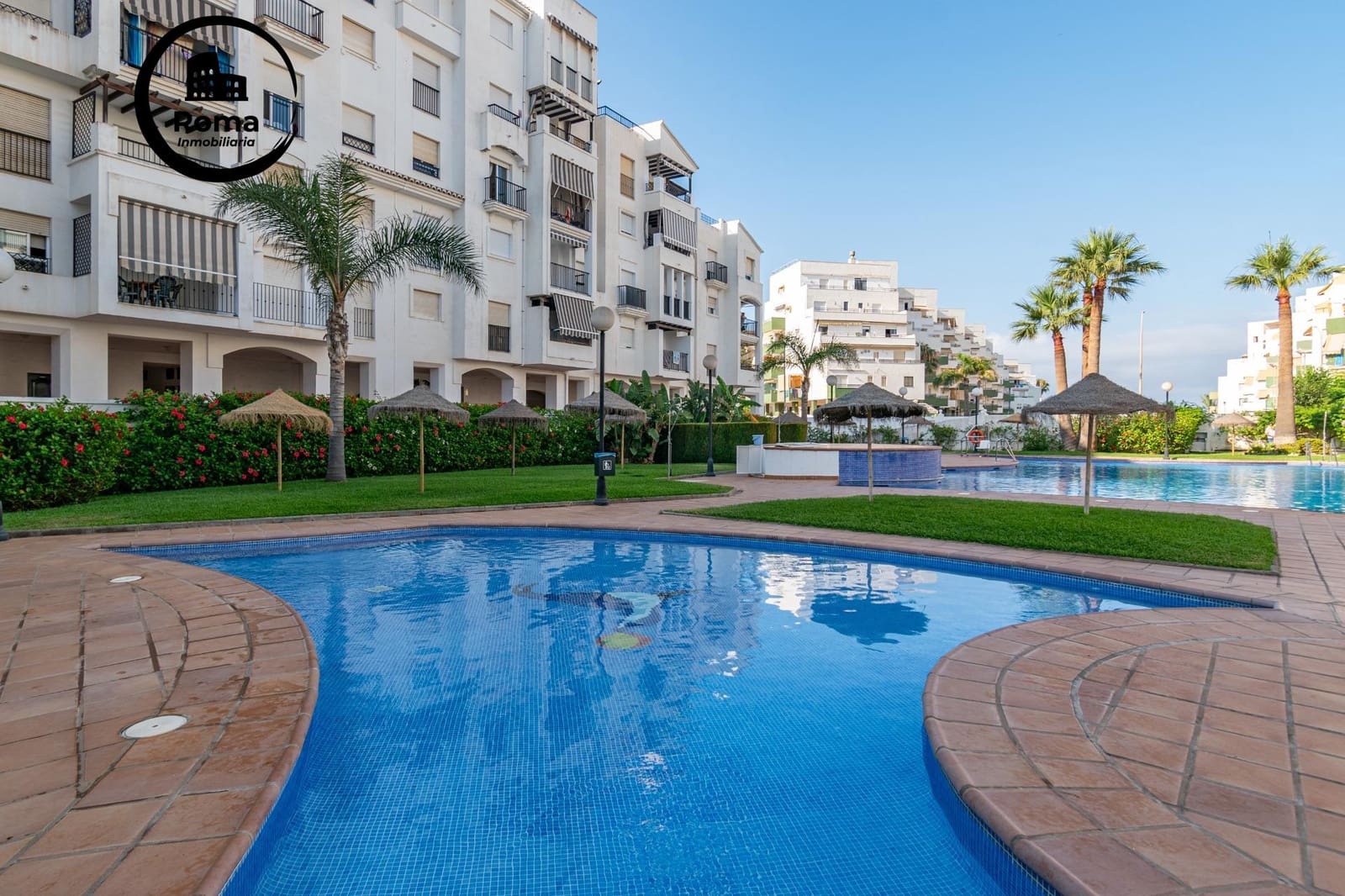 3 bedroom Flat for sale in Salobrena with pool garage - € 320,000 (Ref: 9591438)