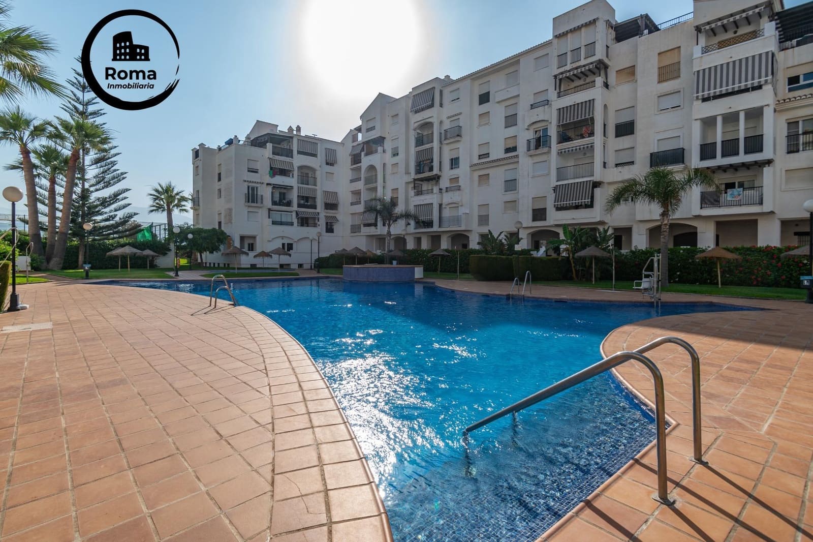 3 bedroom Flat for sale in Salobrena with pool garage - € 320,000 (Ref: 9591438)