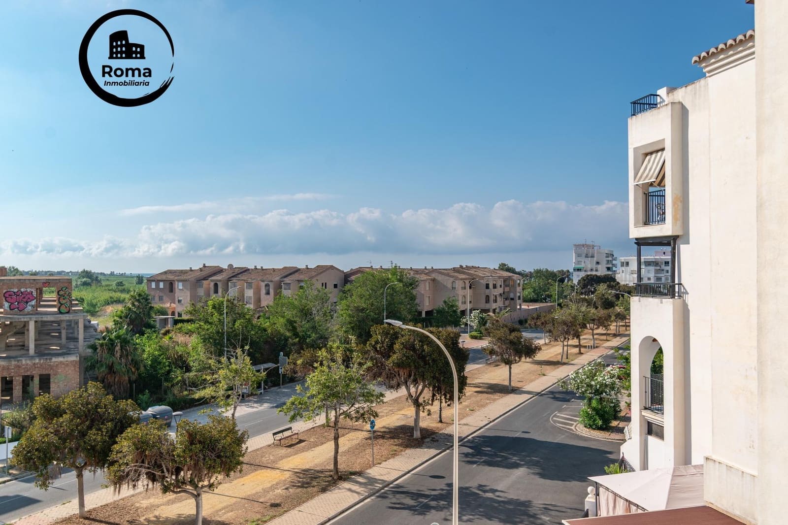 3 bedroom Flat for sale in Salobrena with pool garage - € 320,000 (Ref: 9591438)