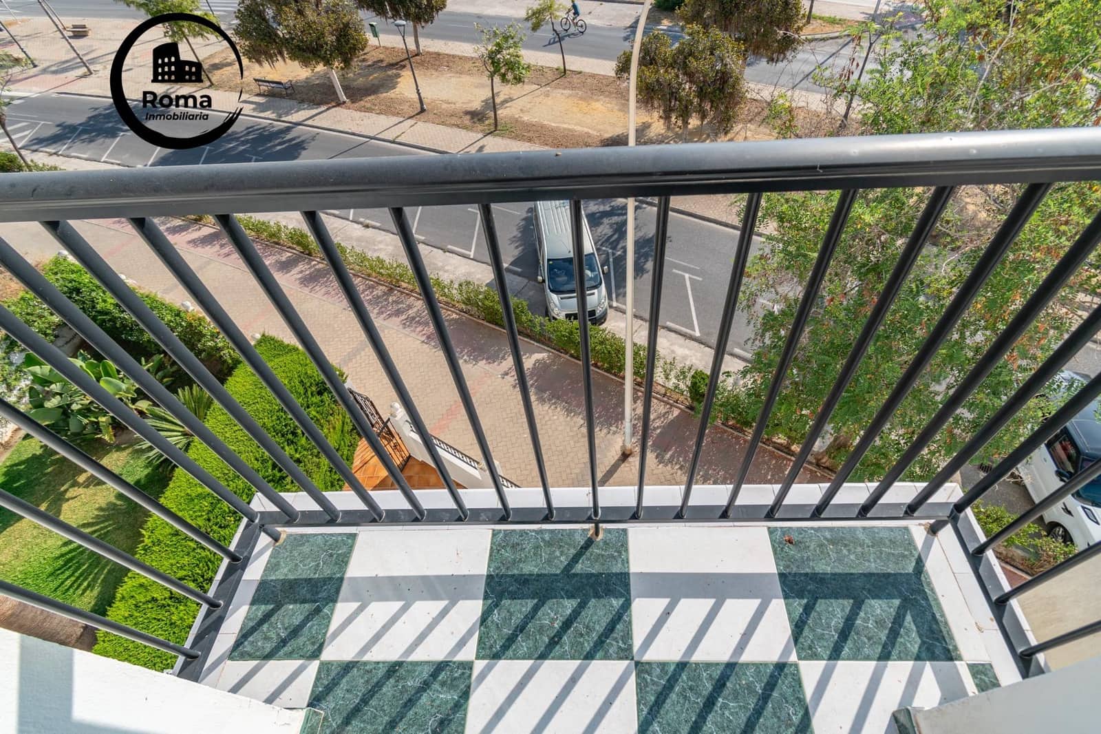 3 bedroom Flat for sale in Salobrena with pool garage - € 320,000 (Ref: 9591438)