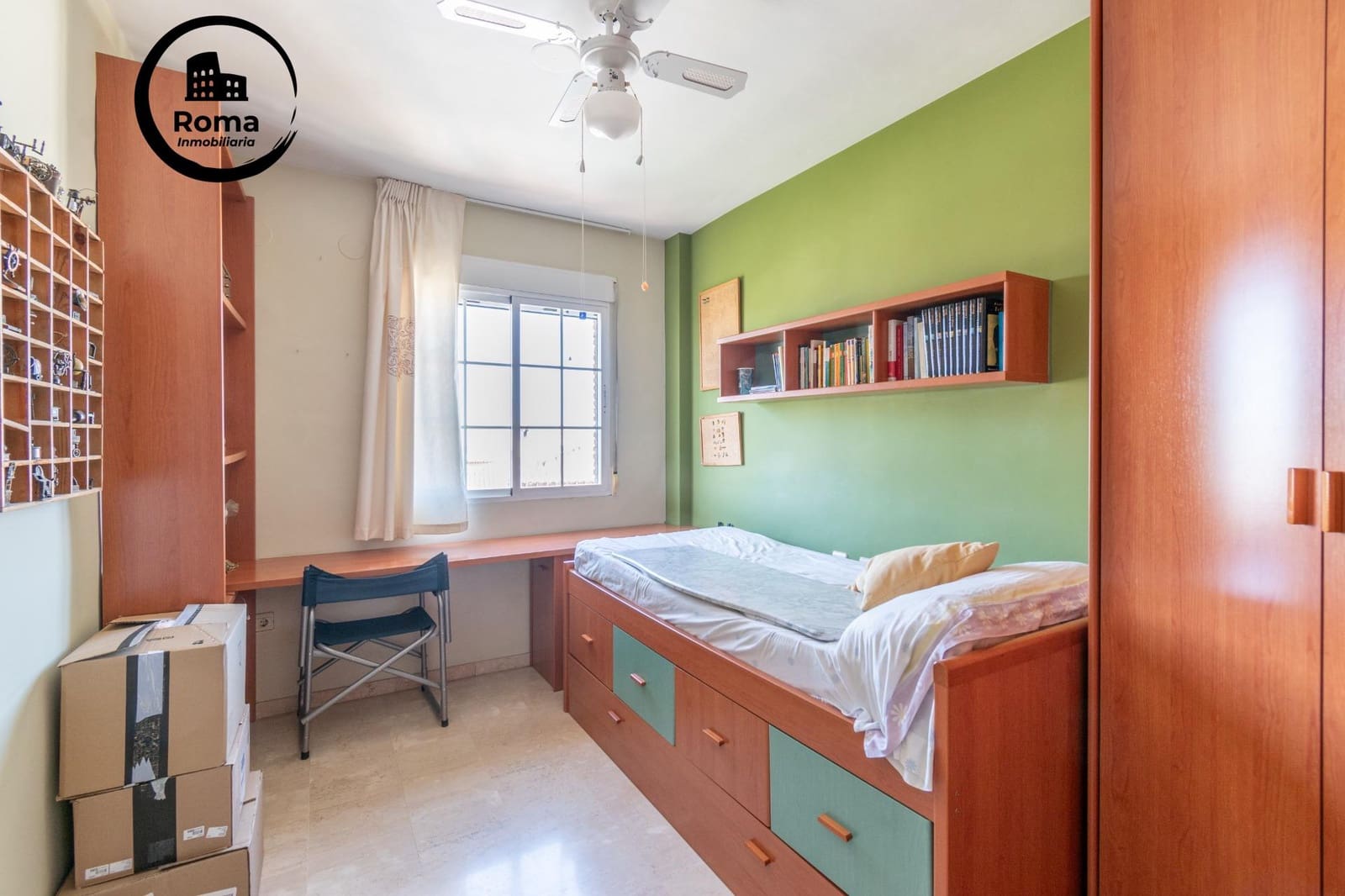 4 soverom Villa til salgs i La Zubia med svømmebasseng garasje - € 395 000 (Ref: 9591439)