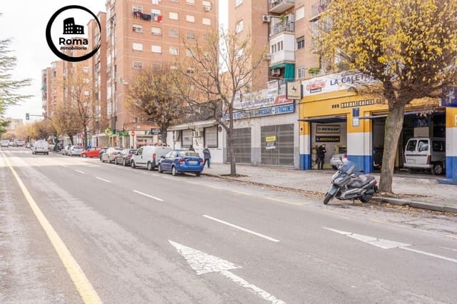 Local Commercial à vendre à Grenade ville - 57 000 € (Ref: 9591449)