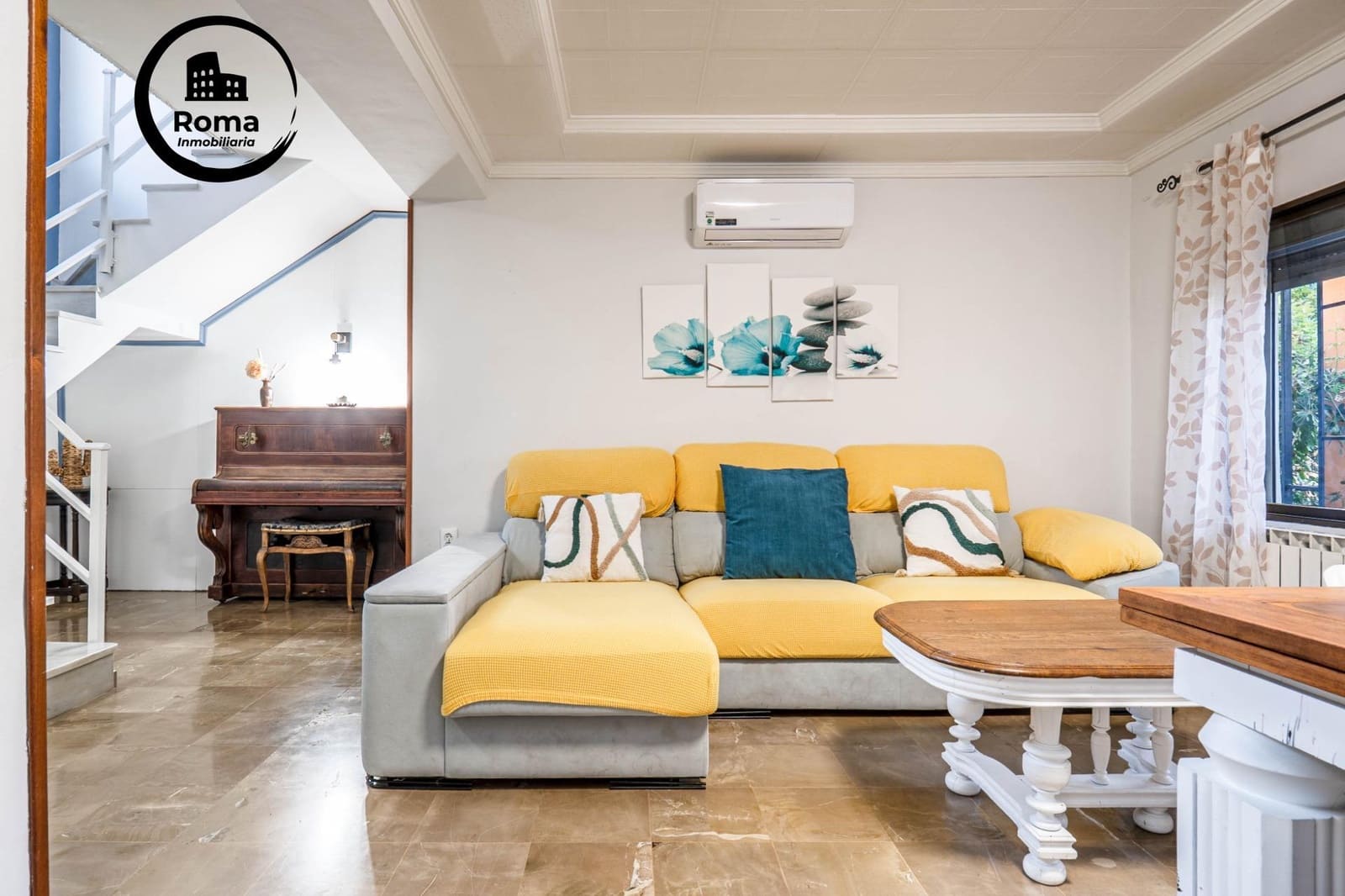 4 quarto Moradia Geminada para venda em Huetor Vega com piscina - 315 000 € (Ref: 9591456)