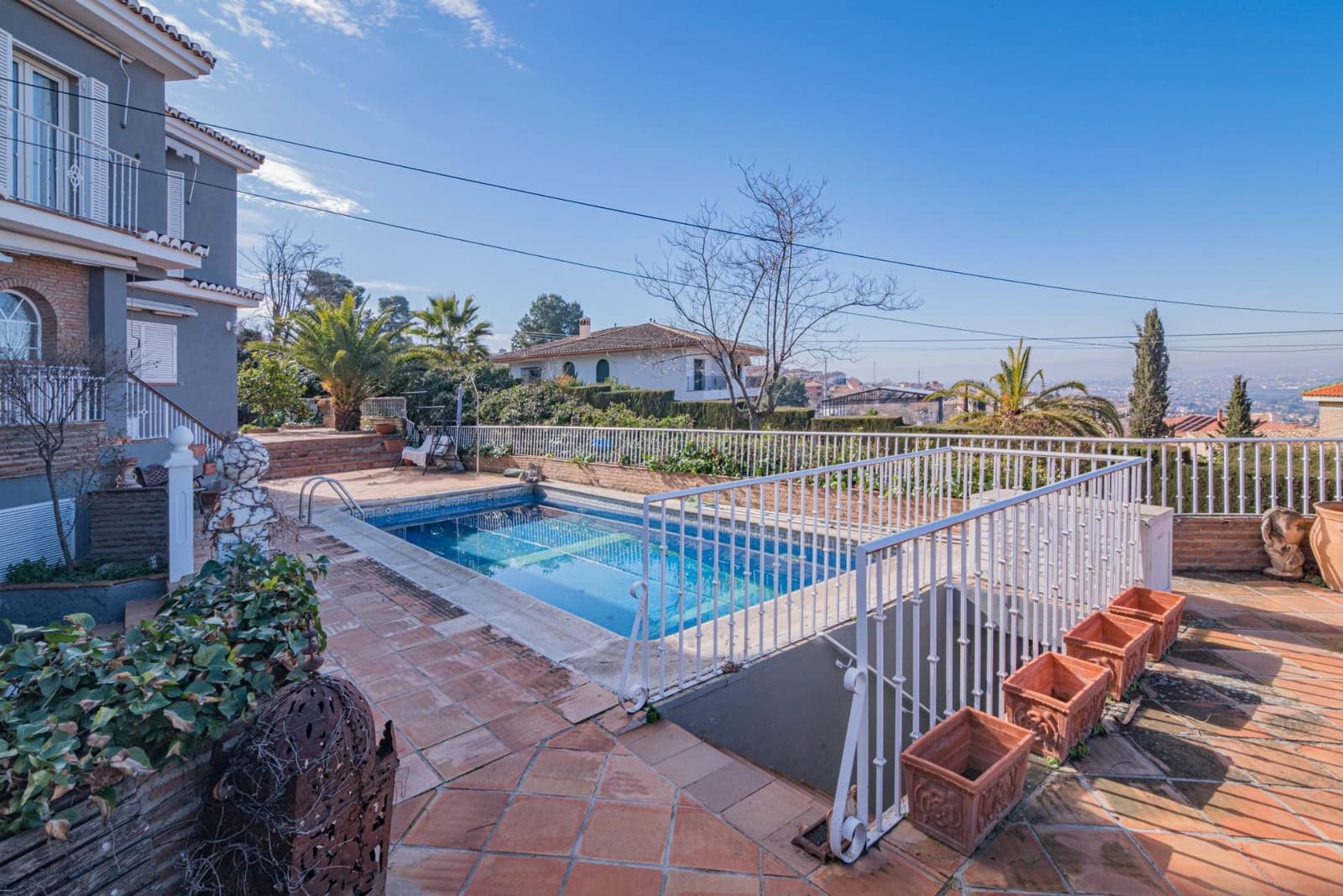 5 slaapkamer Villa te koop in Monachil met zwembad garage - € 399.000 (Ref: 9596322)