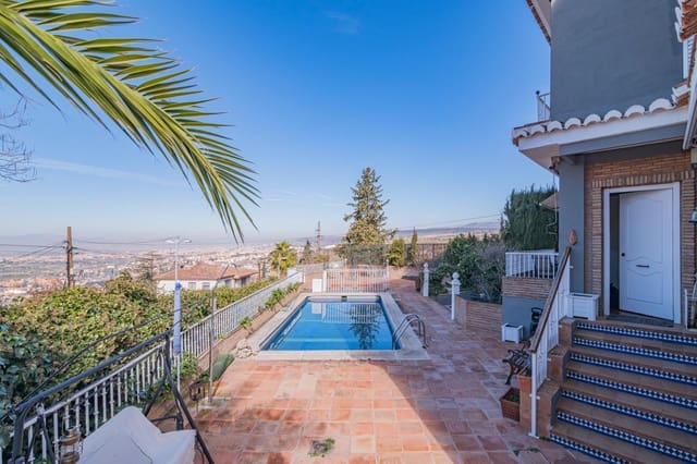 Chalet de 5 habitaciones en Monachil en venta con piscina garaje - 399.000 € (Ref: 9596322)