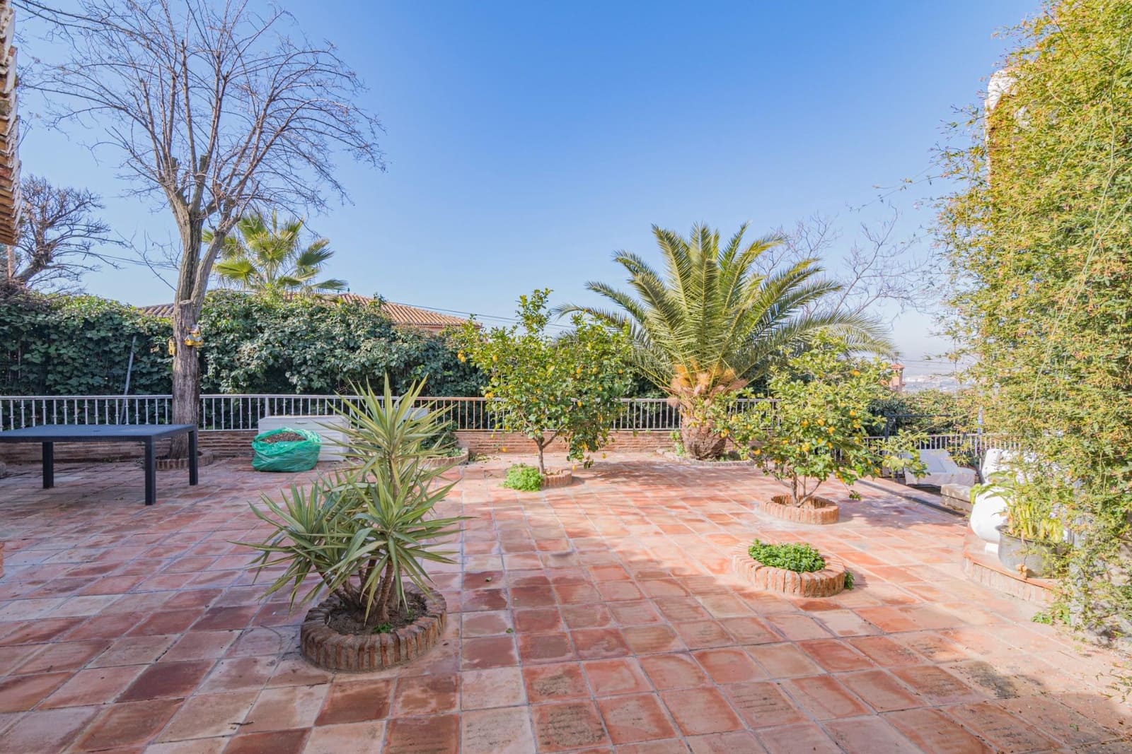 5 slaapkamer Villa te koop in Monachil met zwembad garage - € 399.000 (Ref: 9596322)