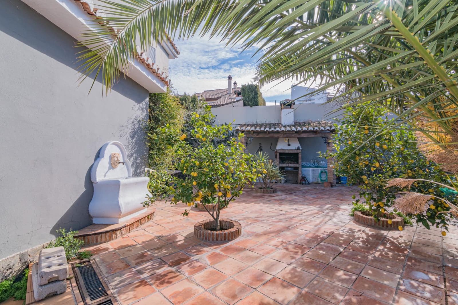 5 slaapkamer Villa te koop in Monachil met zwembad garage - € 399.000 (Ref: 9596322)