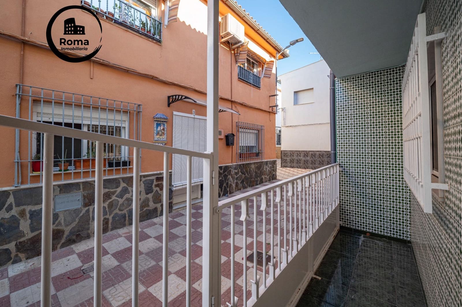 5 slaapkamer Huis te koop in Atarfe - € 140.000 (Ref: 9596328)