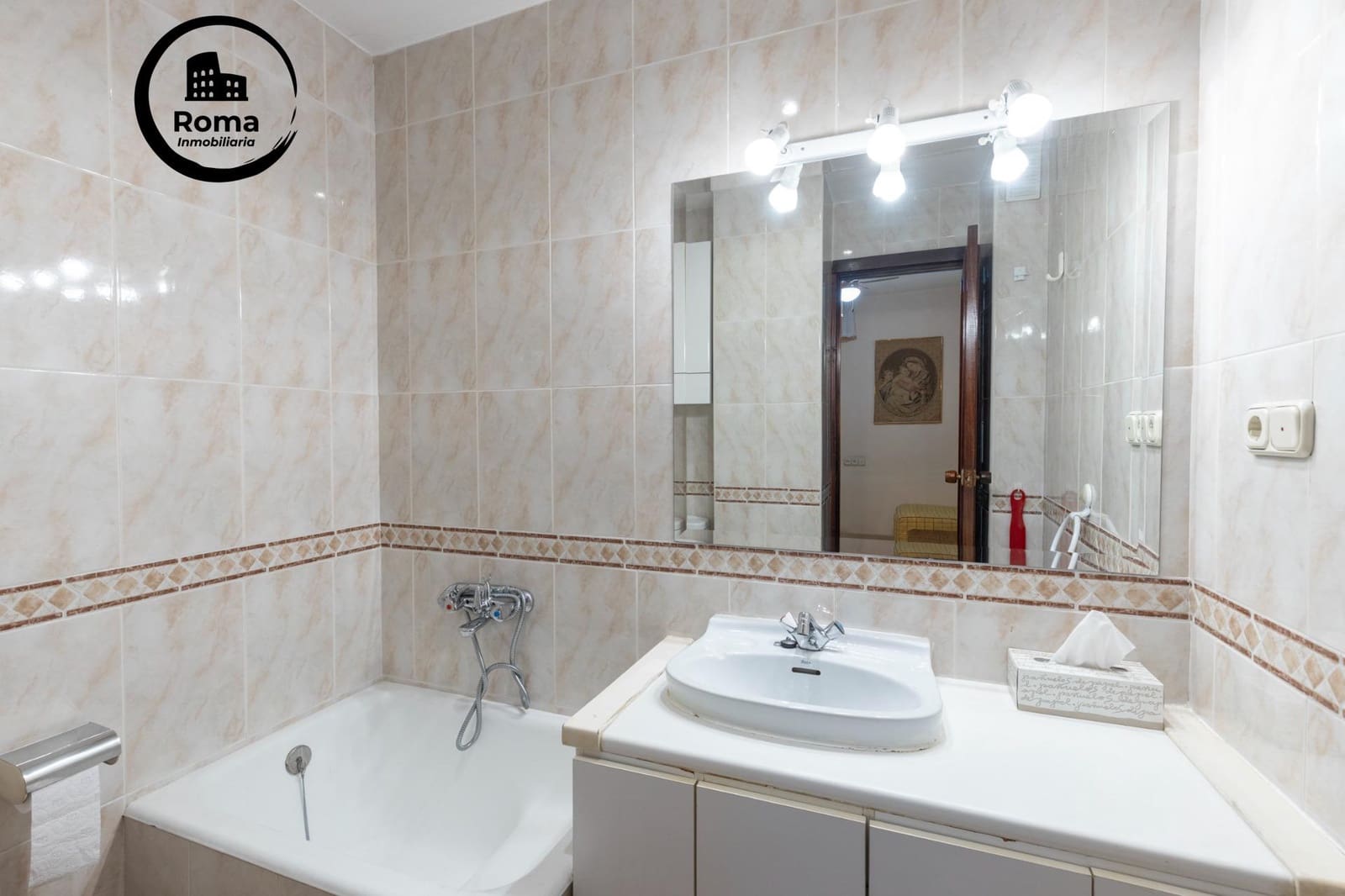 7 chambre Appartement à vendre à Grenade ville avec garage - 850 000 € (Ref: 9602660)