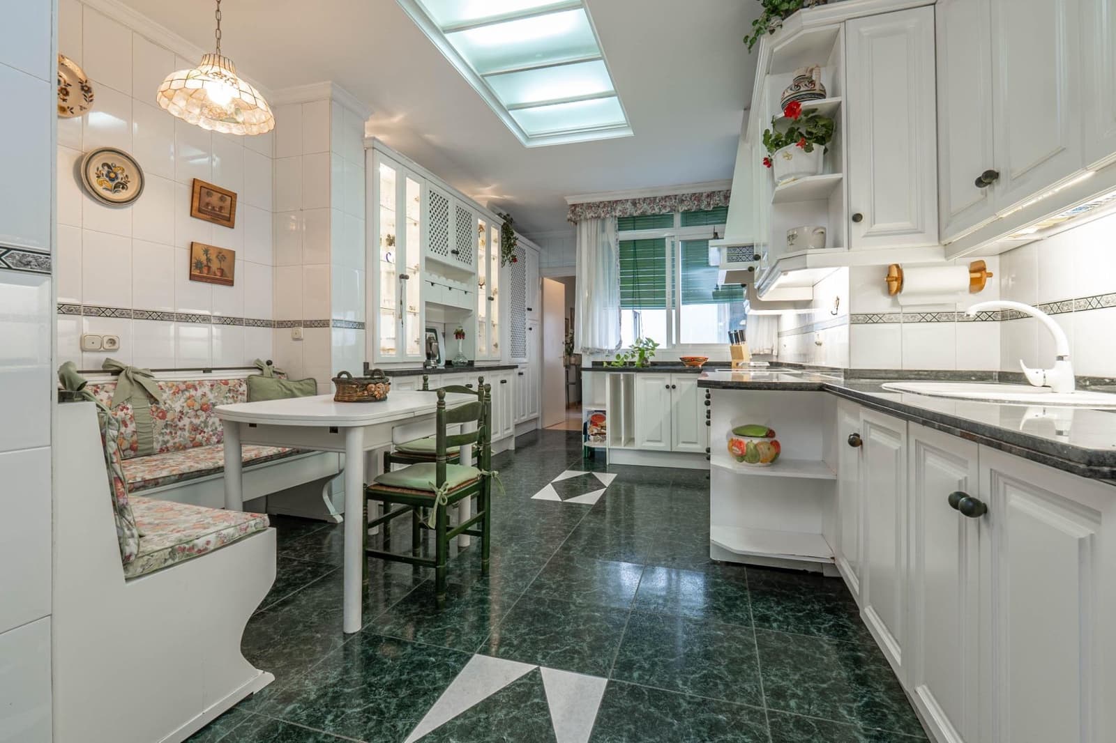 5 soverom Leilighet til salgs i Granada by - € 460 000 (Ref: 9605119)