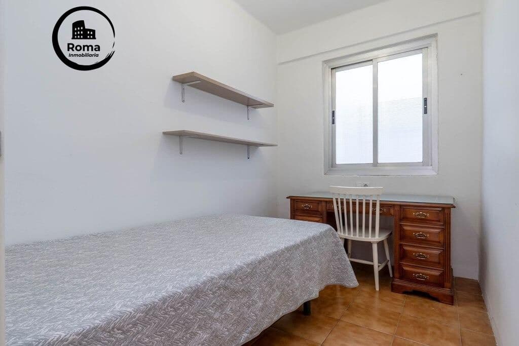 Piso de 4 habitaciones en Granada ciudad en venta - 265.000 € (Ref: 9605143)