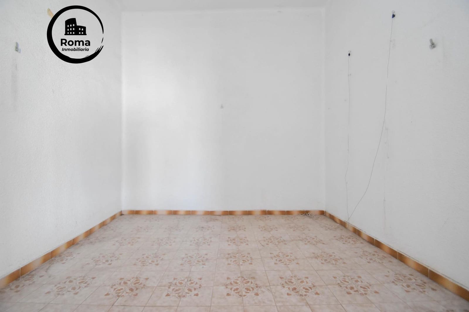 6 slaapkamer Huis te koop in Atarfe - € 92.000 (Ref: 9605146)