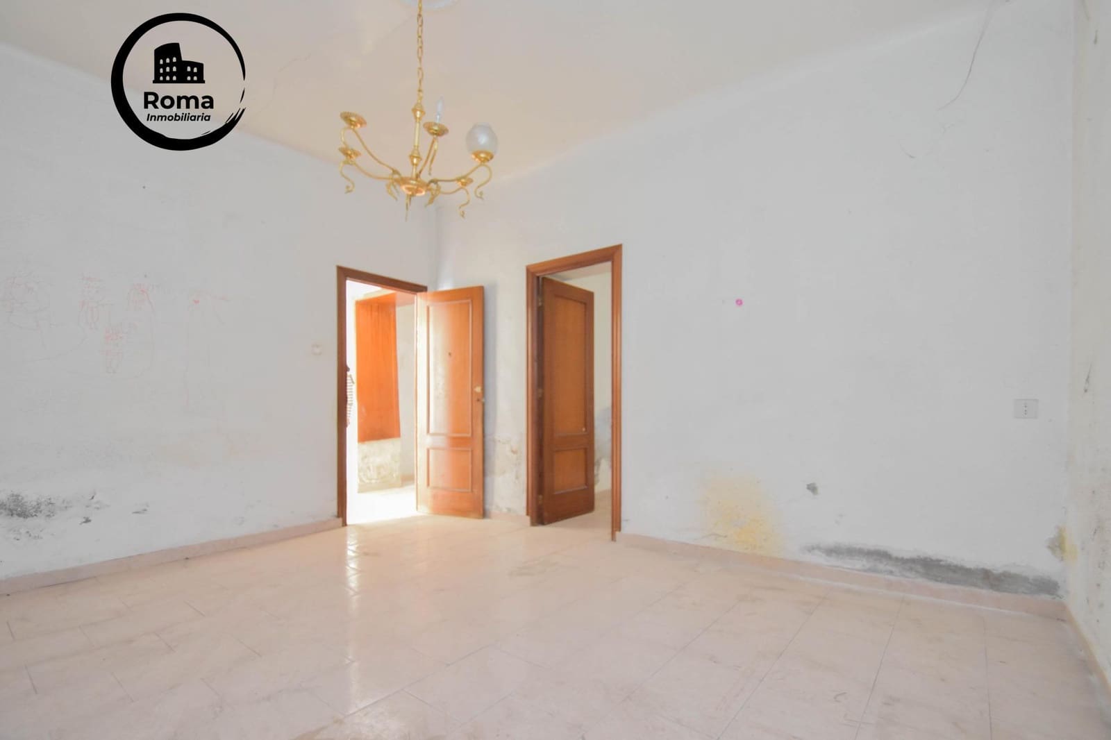 6 slaapkamer Huis te koop in Atarfe - € 92.000 (Ref: 9605146)