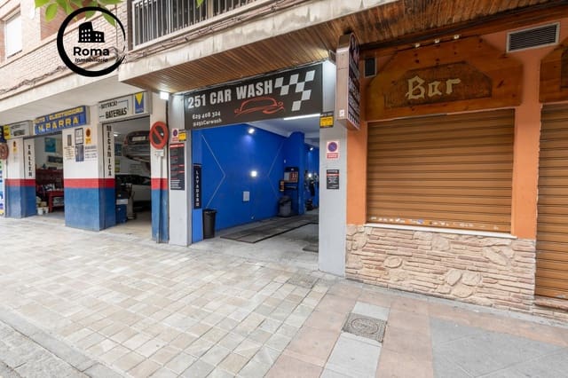 Commerciale in vendita in Granada città - 130.000 € (Rif: 9608179)