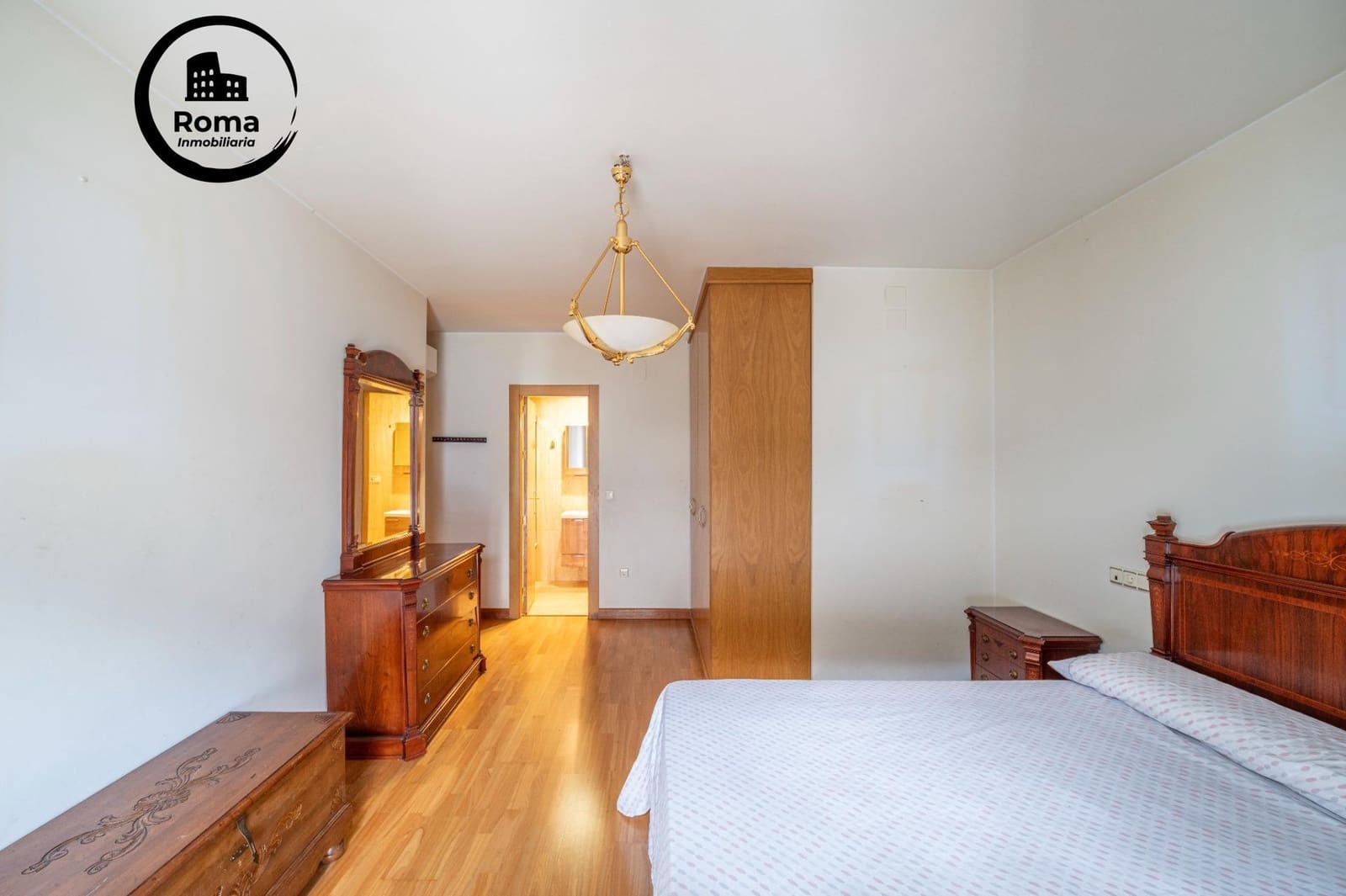 5 quarto Apartamento para venda em Granada cidade com garagem - 368 000 € (Ref: 9611667)