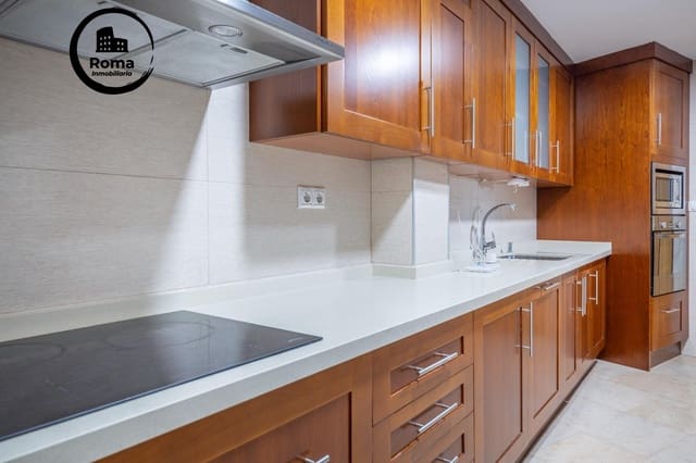 4 soverom Leilighet til salgs i Granada by med garasje - € 548 000 (Ref: 9611668)