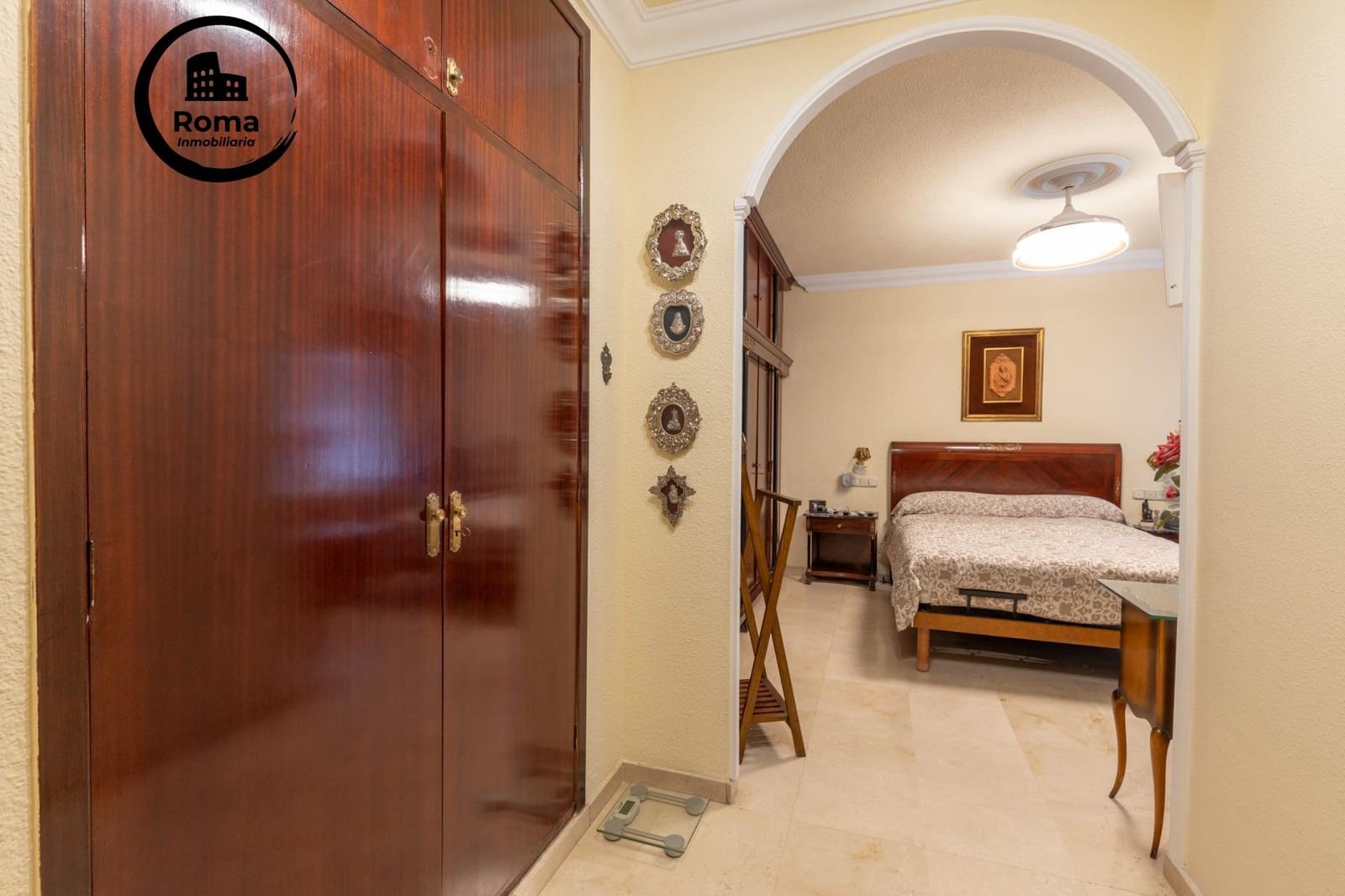 7 sovrum Lägenhet till salu i Granada stad med garage - 850 000 € (Ref: 9611672)