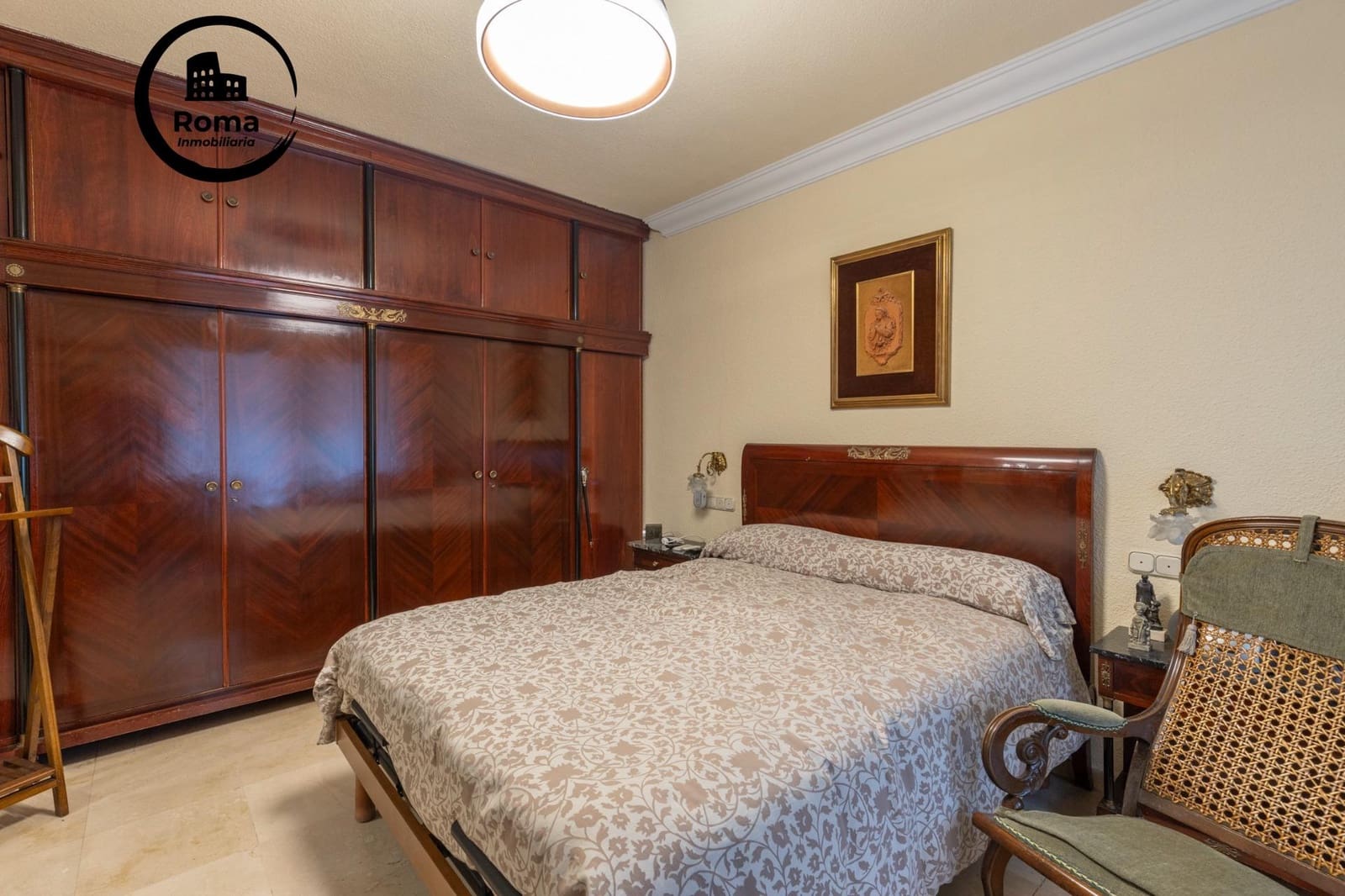 7 sovrum Lägenhet till salu i Granada stad med garage - 850 000 € (Ref: 9611672)