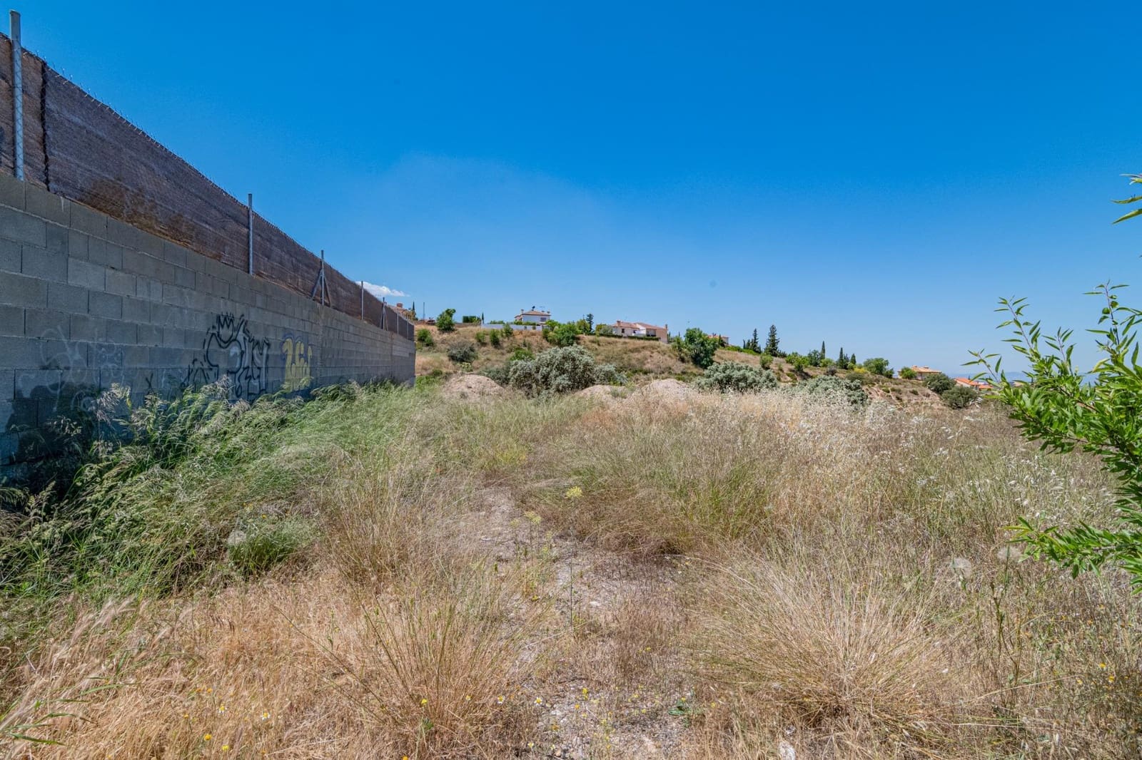 Tomt till salu i La Zubia - 83 000 € (Ref: 9611677)