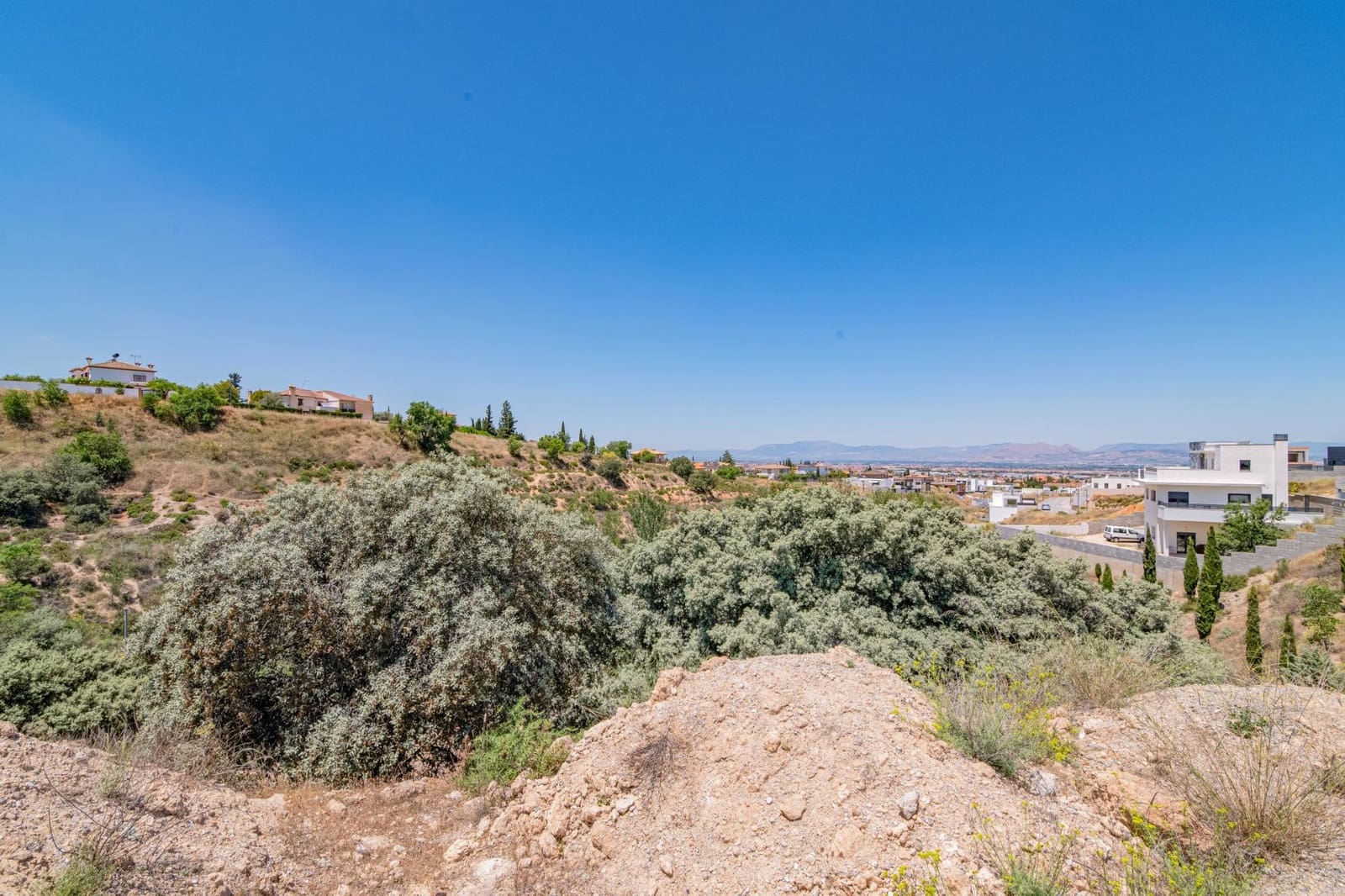 Tomt till salu i La Zubia - 83 000 € (Ref: 9611677)