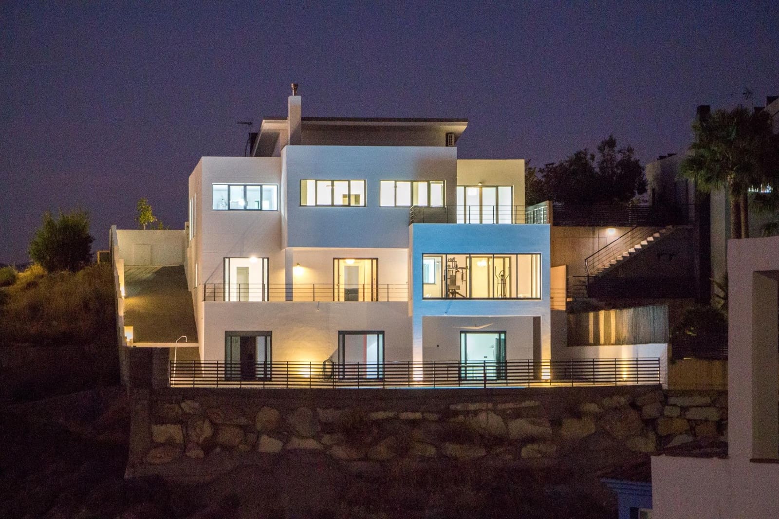 5 chambre Villa/Maison à vendre à La Zubia avec piscine garage - 799 000 € (Ref: 9611679)