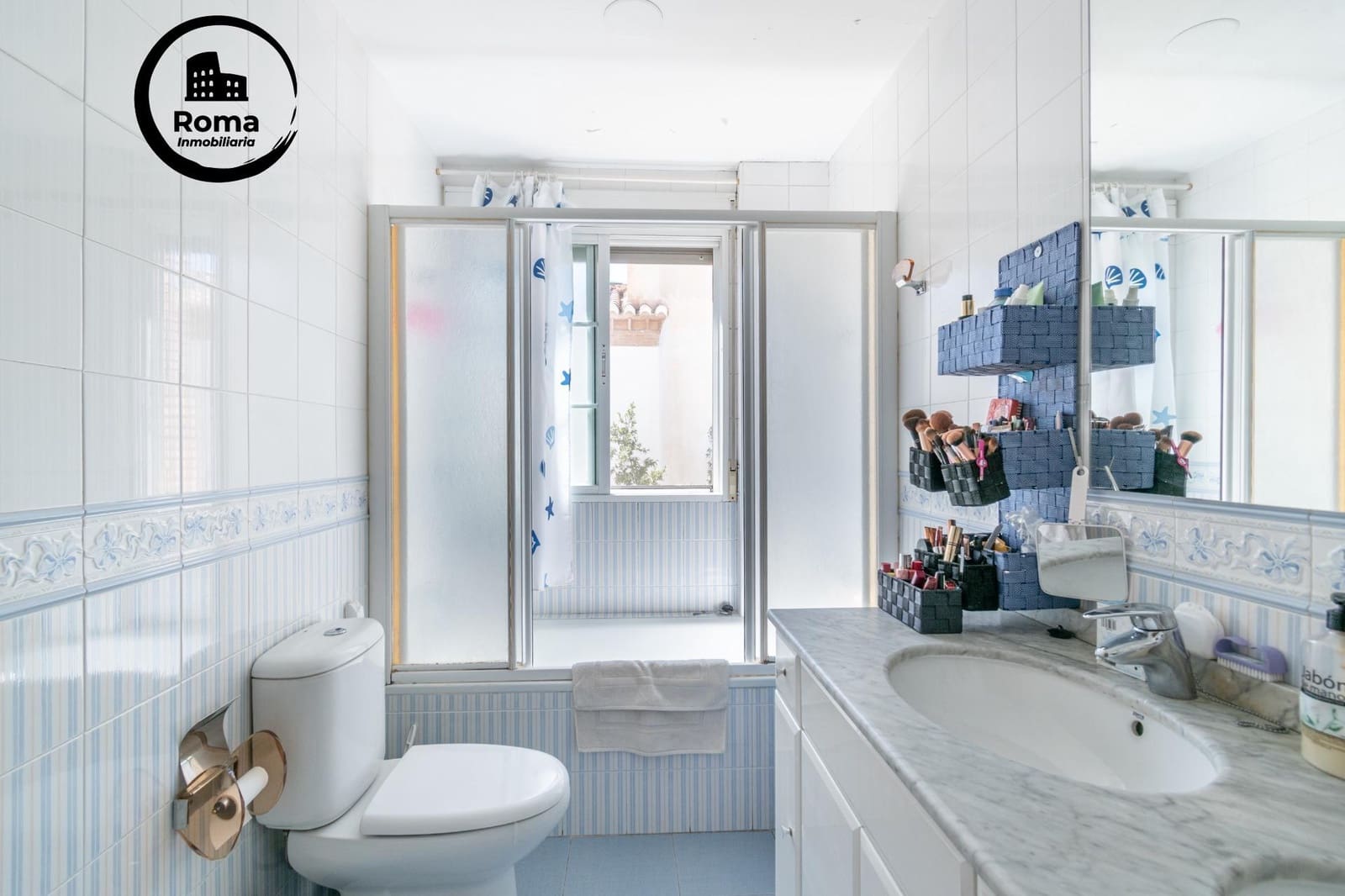 4 sovrum Villa till salu i La Zubia med pool garage - 395 000 € (Ref: 9611682)