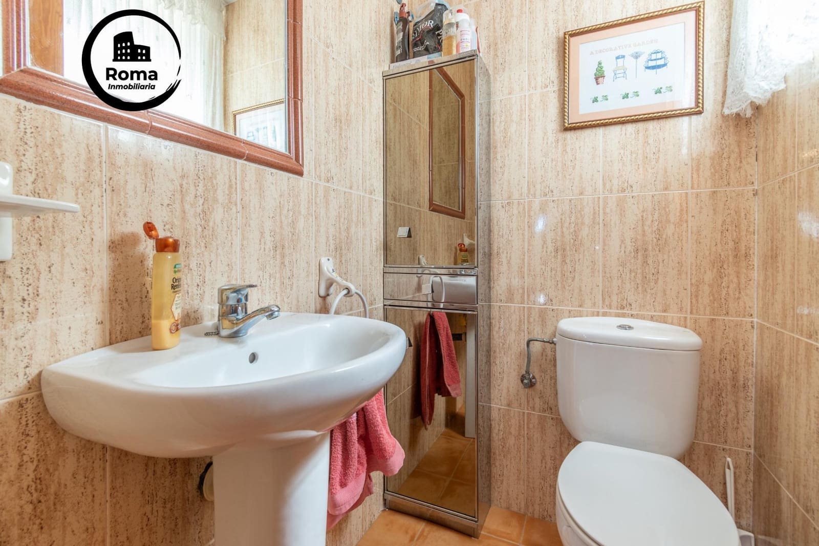 4 sovrum Villa till salu i La Zubia med pool garage - 395 000 € (Ref: 9611682)