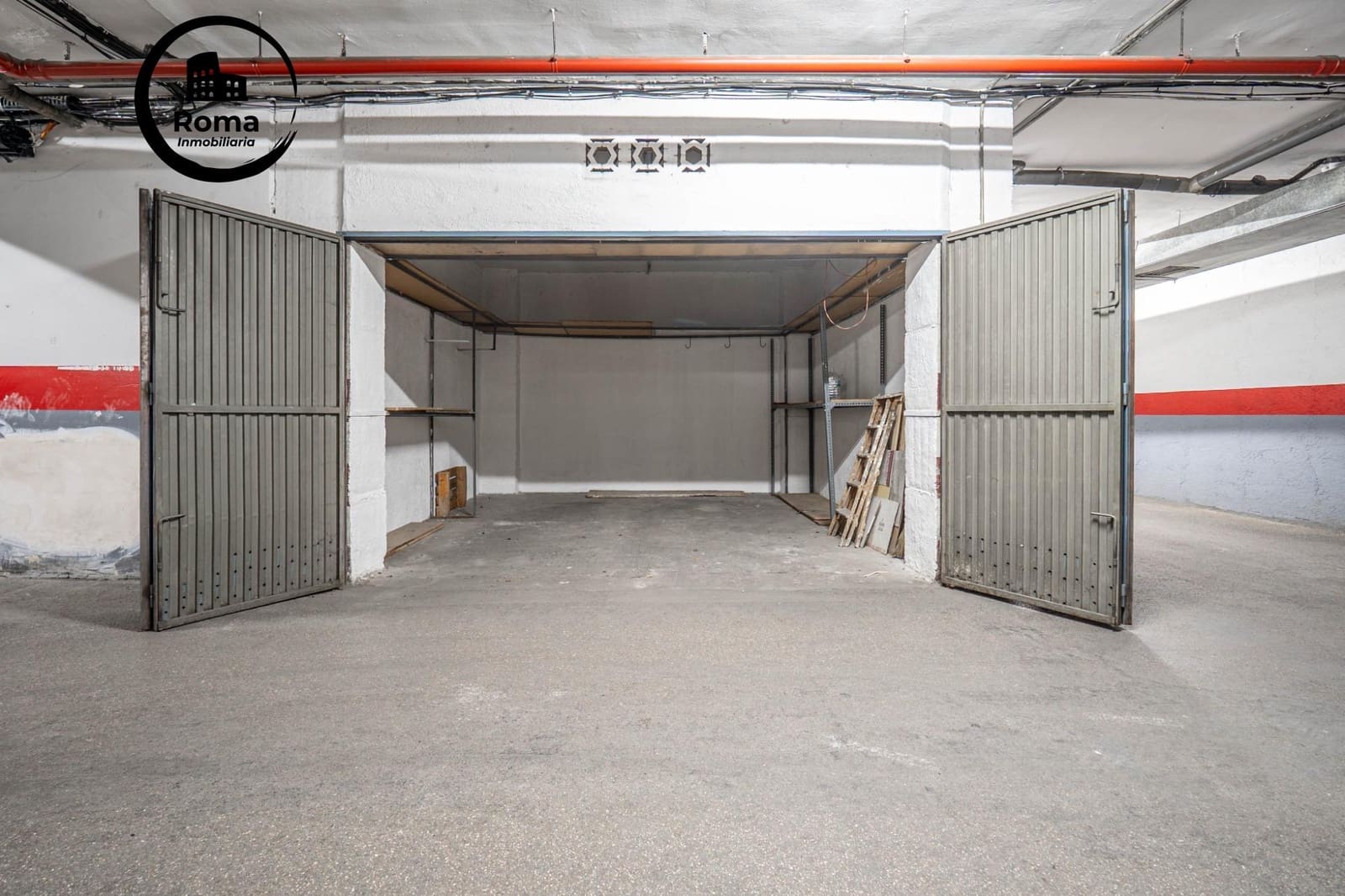 Garage til salg i Granada by - € 35.000 (Ref: 9615987)