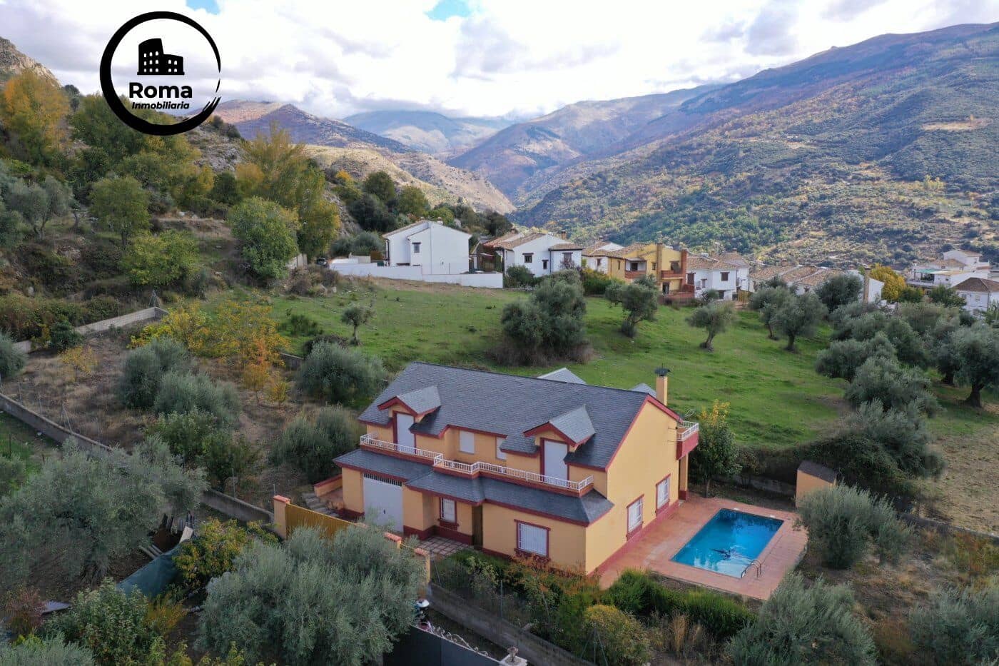 Chalet de 5 habitaciones en Güéjar Sierra en venta con piscina garaje - 314.900 € (Ref: 9615990)