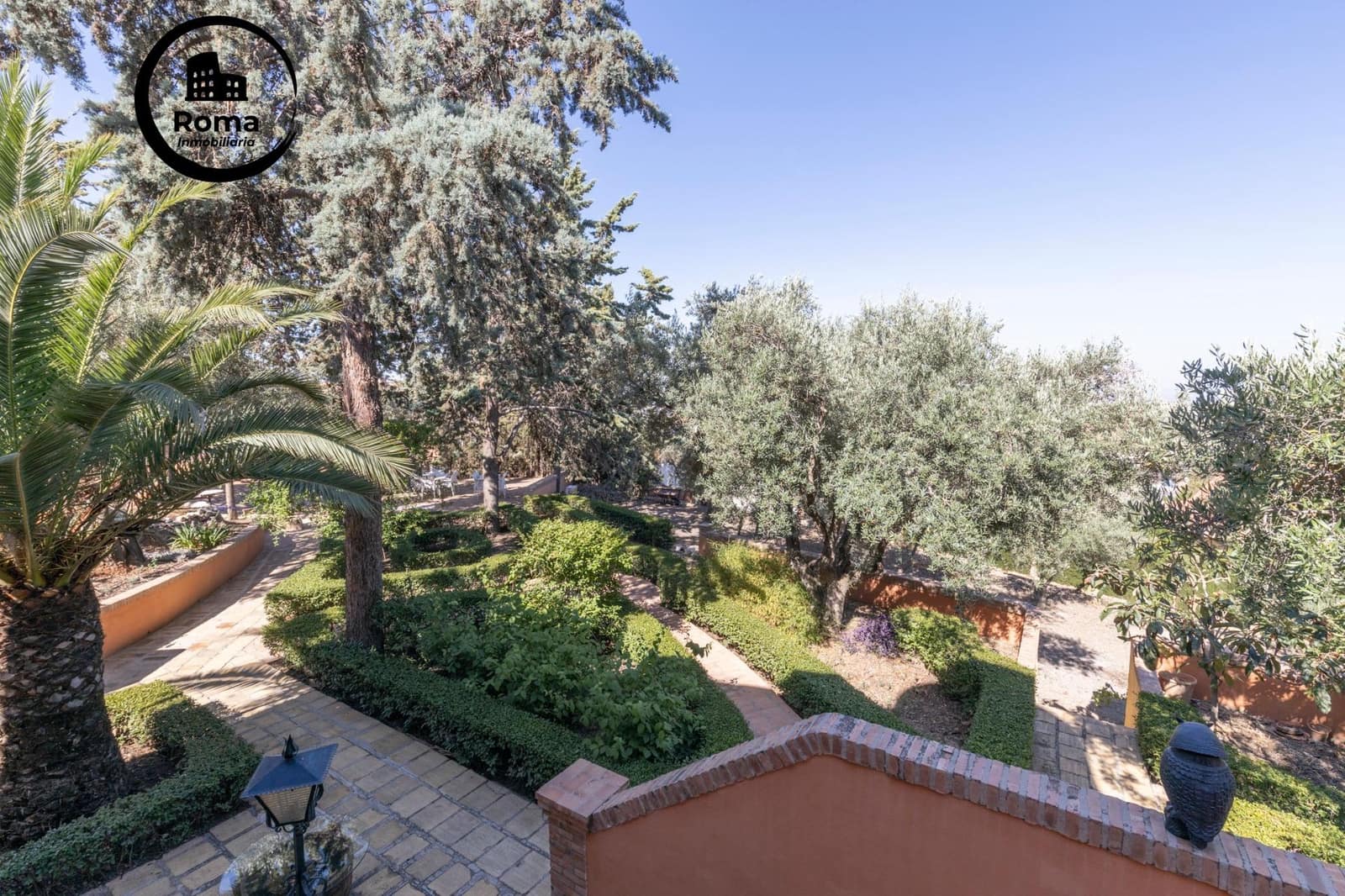 11 sovrum Villa till salu i Huetor Vega med garage - 850 000 € (Ref: 9615991)