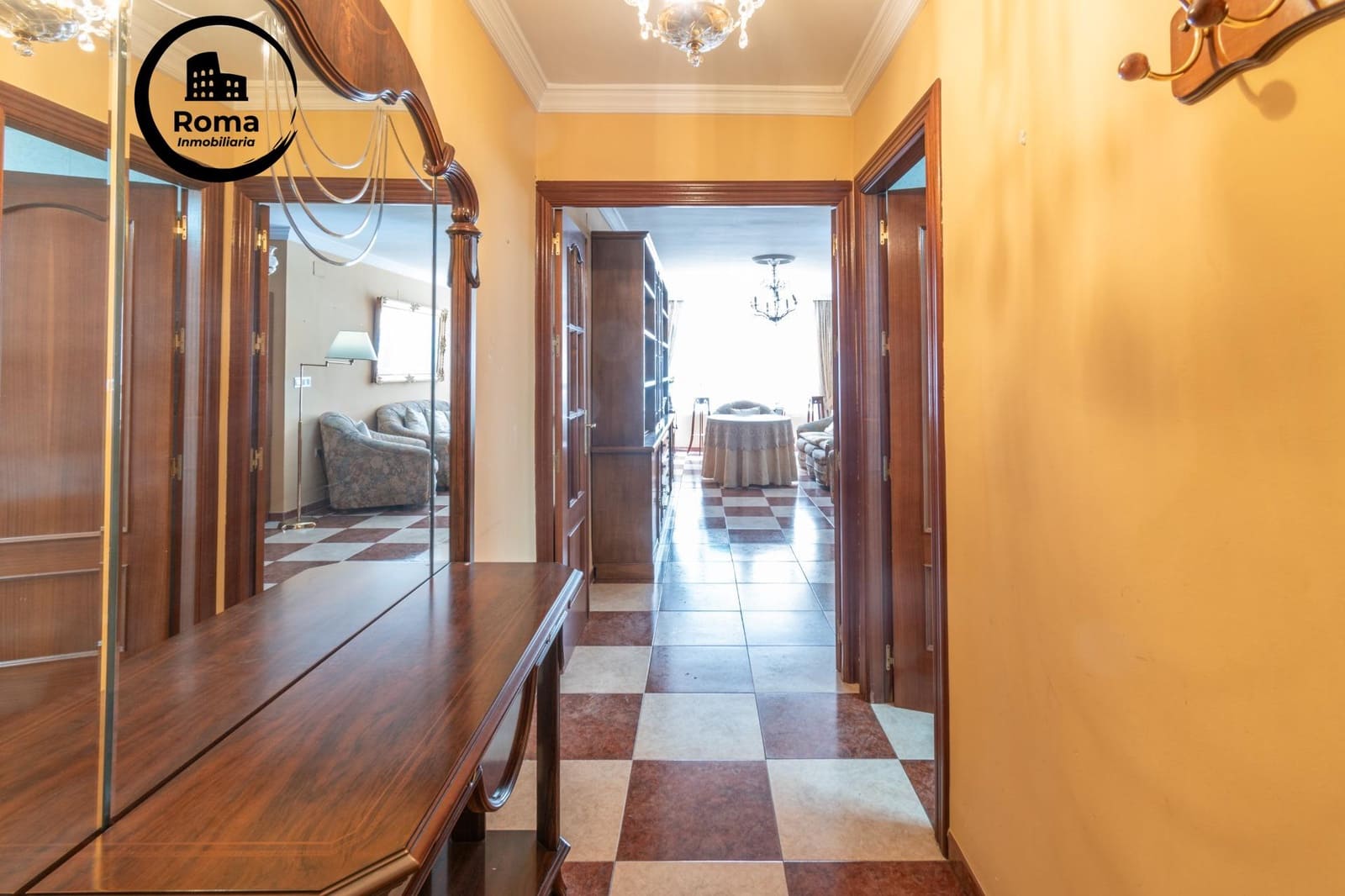 3 Zimmer Wohnung zu verkaufen in Granada Stadt - 305.000 € (Ref: 9615992)