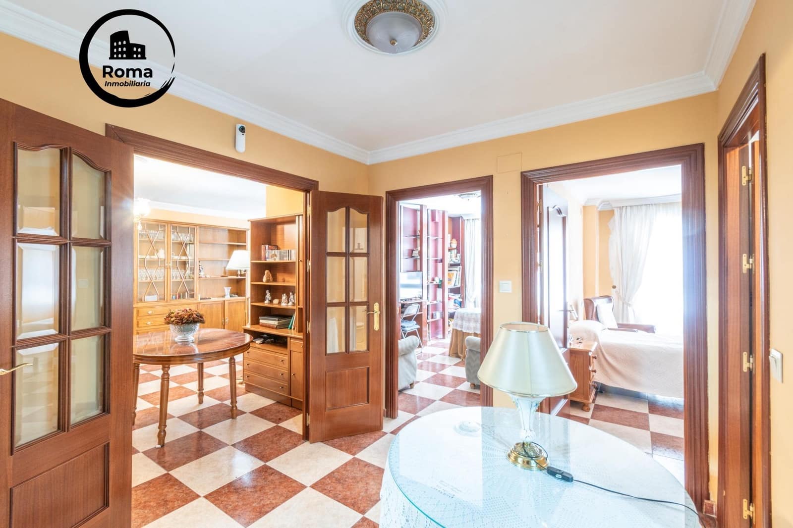 3 Zimmer Wohnung zu verkaufen in Granada Stadt - 305.000 € (Ref: 9615992)