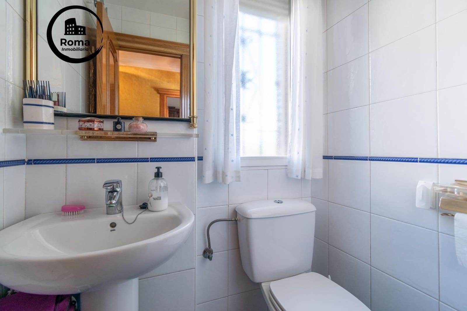 4 sovrum Villa till salu i La Zubia med pool garage - 395 000 € (Ref: 9615993)