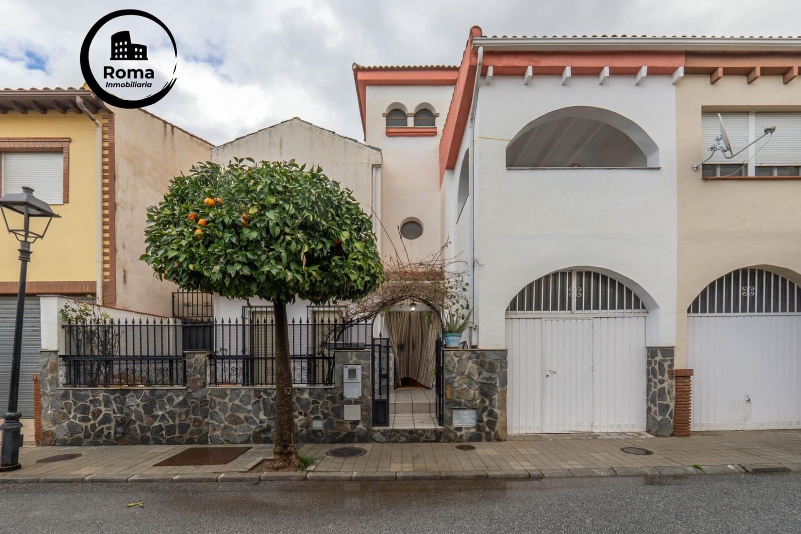 4 soveværelse Rækkehus til salg i Santa Fe med garage - € 220.000 (Ref: 9615994)