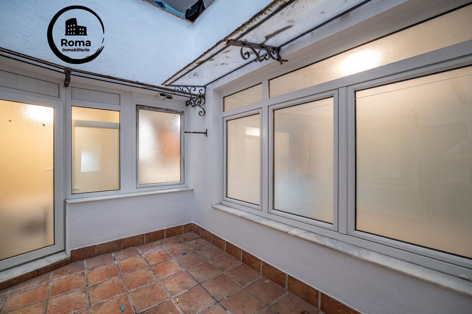 4 Zimmer Wohnung zu verkaufen in Granada Stadt mit Garage - 548.000 € (Ref: 9615995)