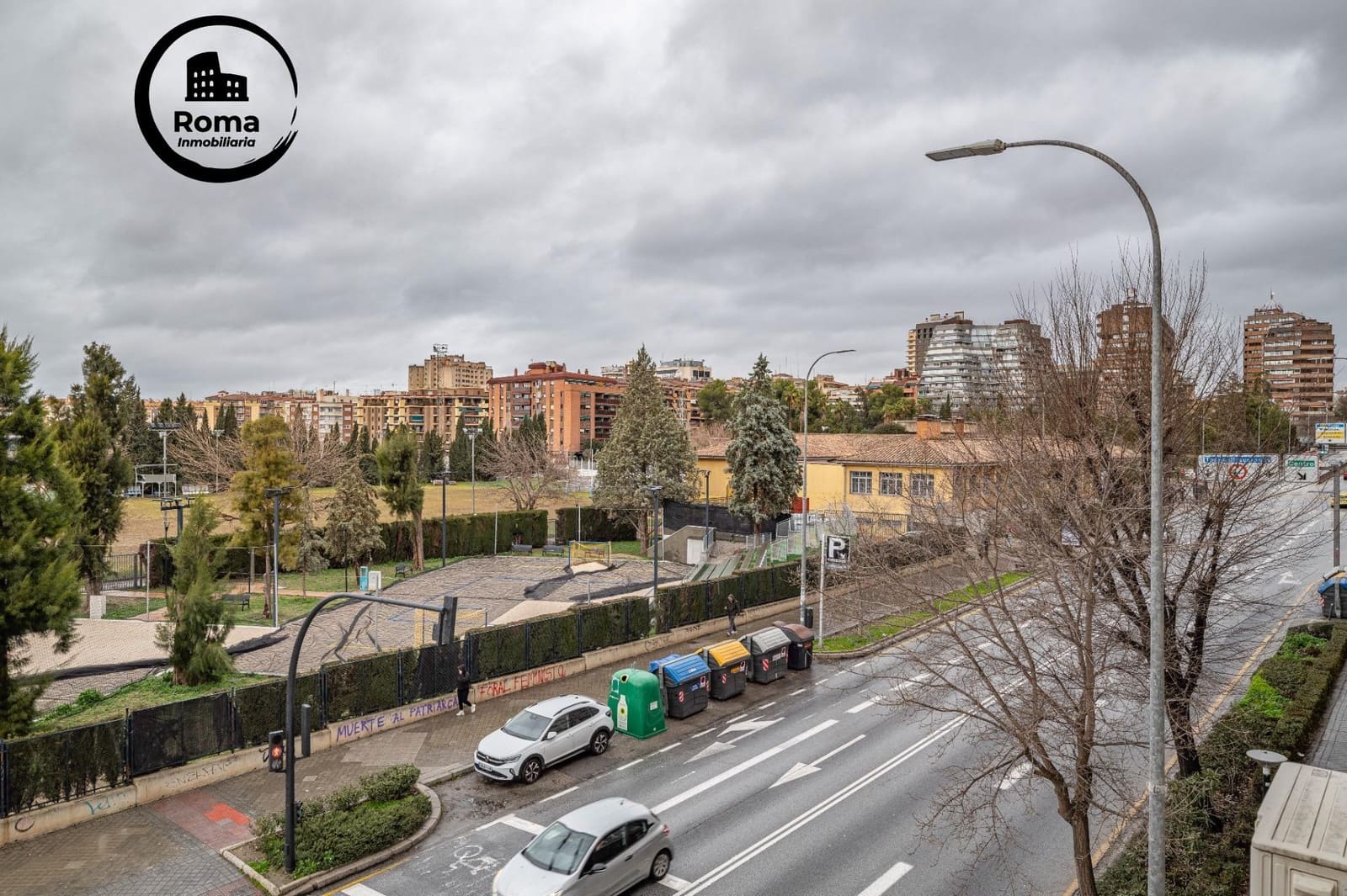 4 Zimmer Wohnung zu verkaufen in Granada Stadt mit Garage - 548.000 € (Ref: 9615995)