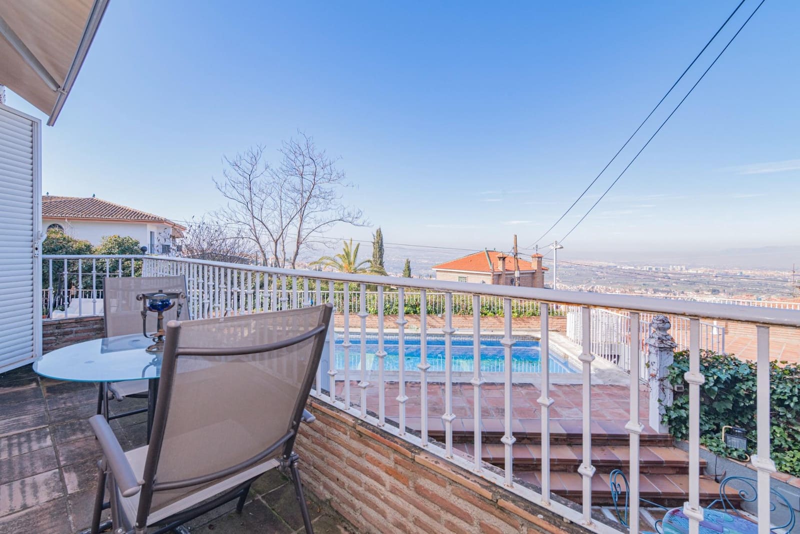 5 bedroom Villa for sale in Monachil with pool garage - € 399,000 (Ref: 9615997)