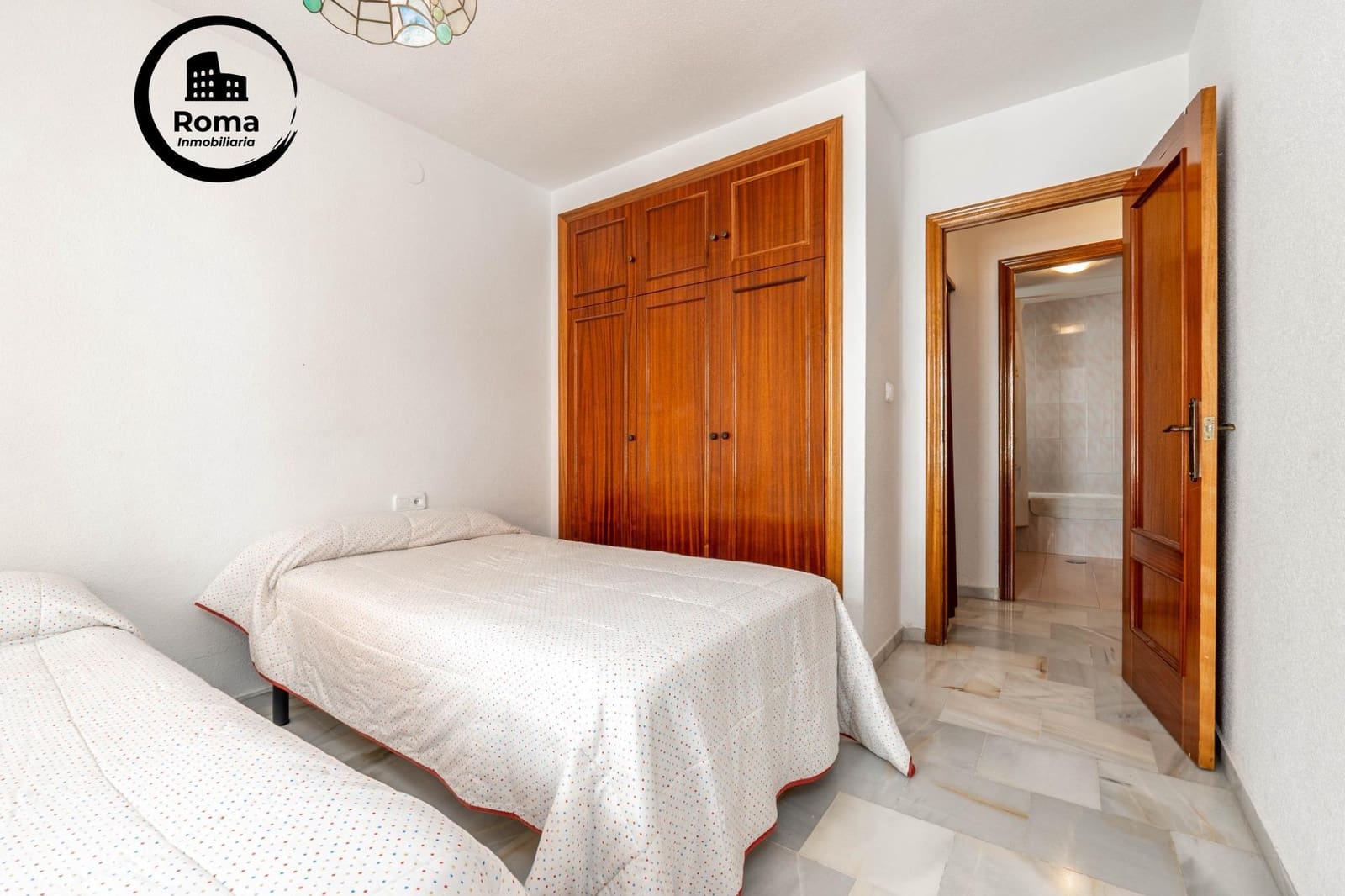 2 soveværelse Lejlighed til salg i Calahonda med garage - € 175.000 (Ref: 9615998)