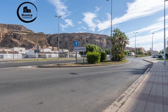 2 soveværelse Lejlighed til salg i Calahonda, Motril med garage - € 175.000 (Ref: 9615998)