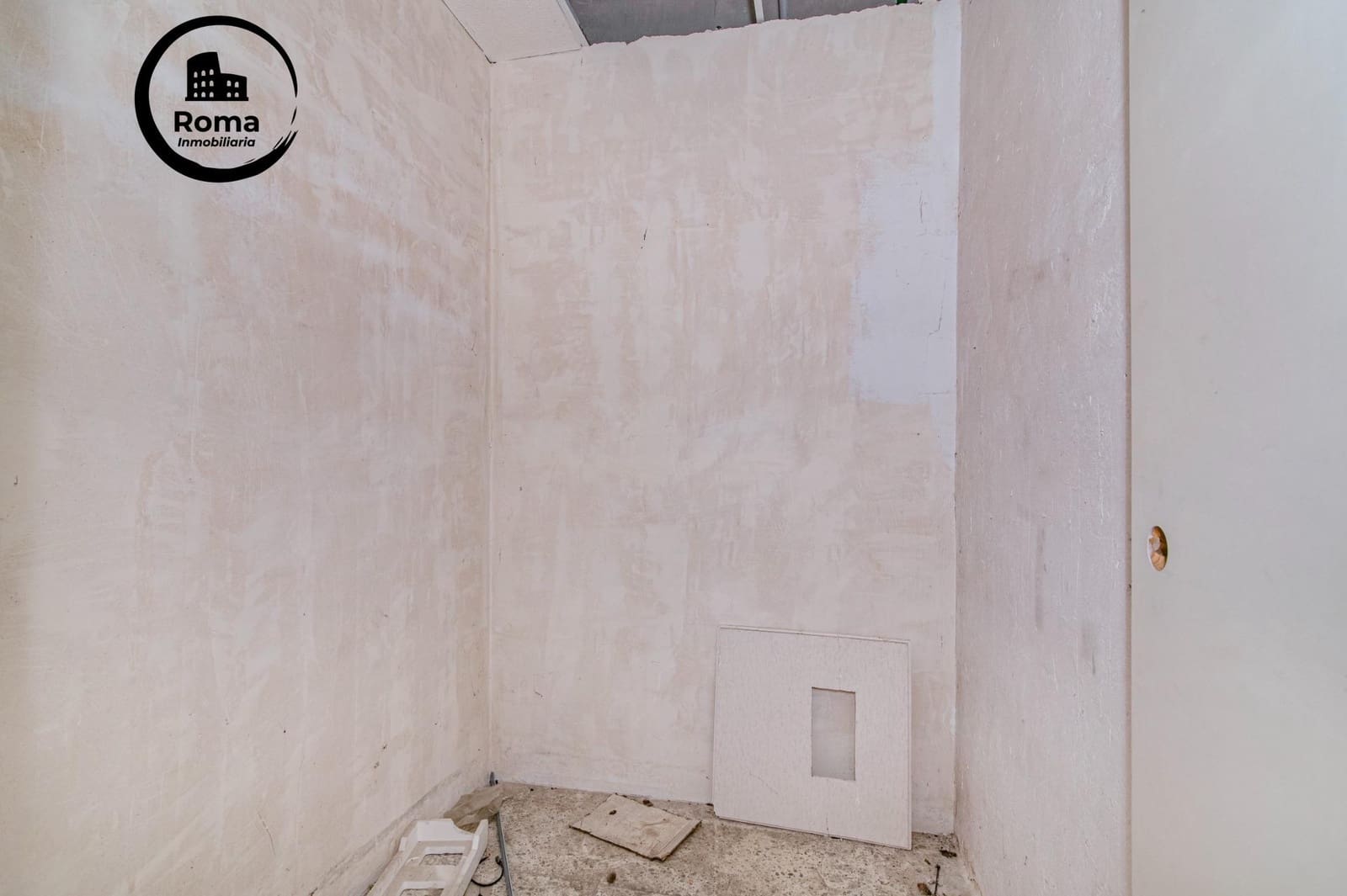 Local Comercial en Atarfe en venta - 78.000 € (Ref: 9616000)