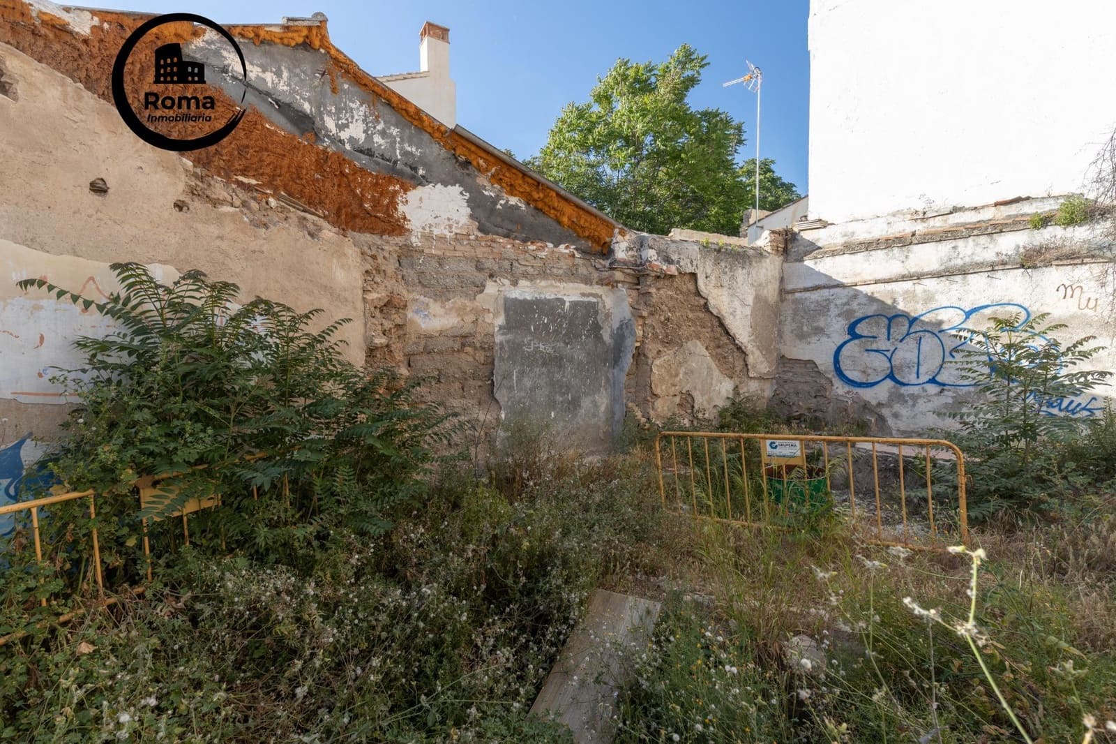 Byggegrund til salg i Granada by - € 97.000 (Ref: 9616002)