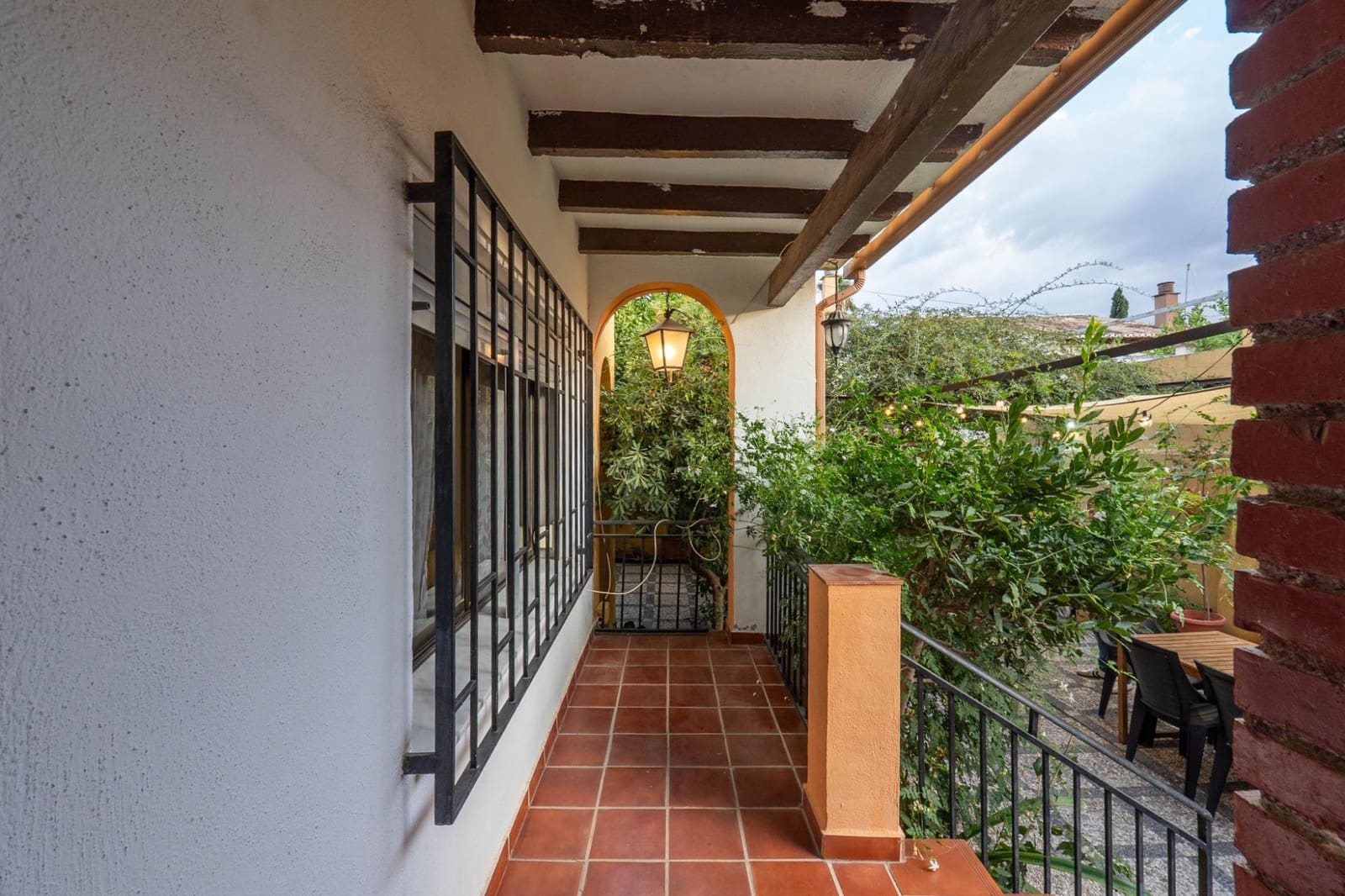 4 bedroom Semi-detached Villa for sale in Huetor Vega with pool - € 315,000 (Ref: 9616006)