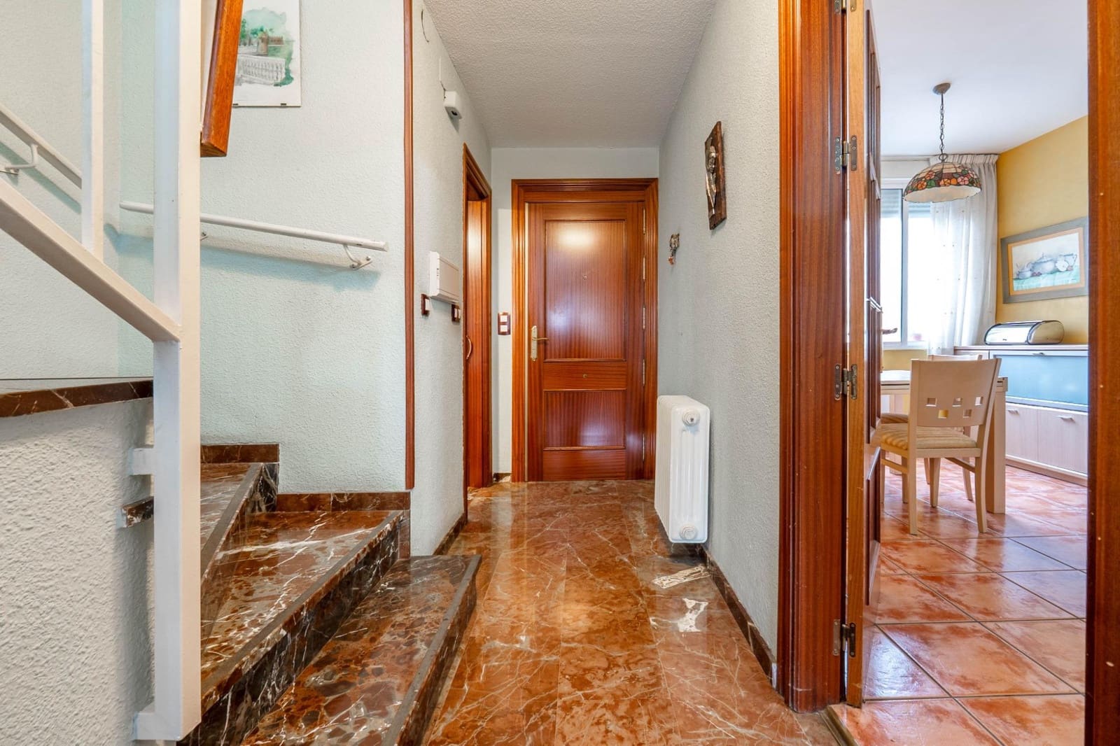 Adosado de 3 habitaciones en Granada ciudad en venta con piscina garaje - 282.000 € (Ref: 9625823)