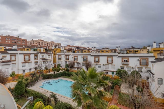 Adosado de 3 habitaciones en Granada ciudad en venta con piscina garaje - 282.000 € (Ref: 9625823)