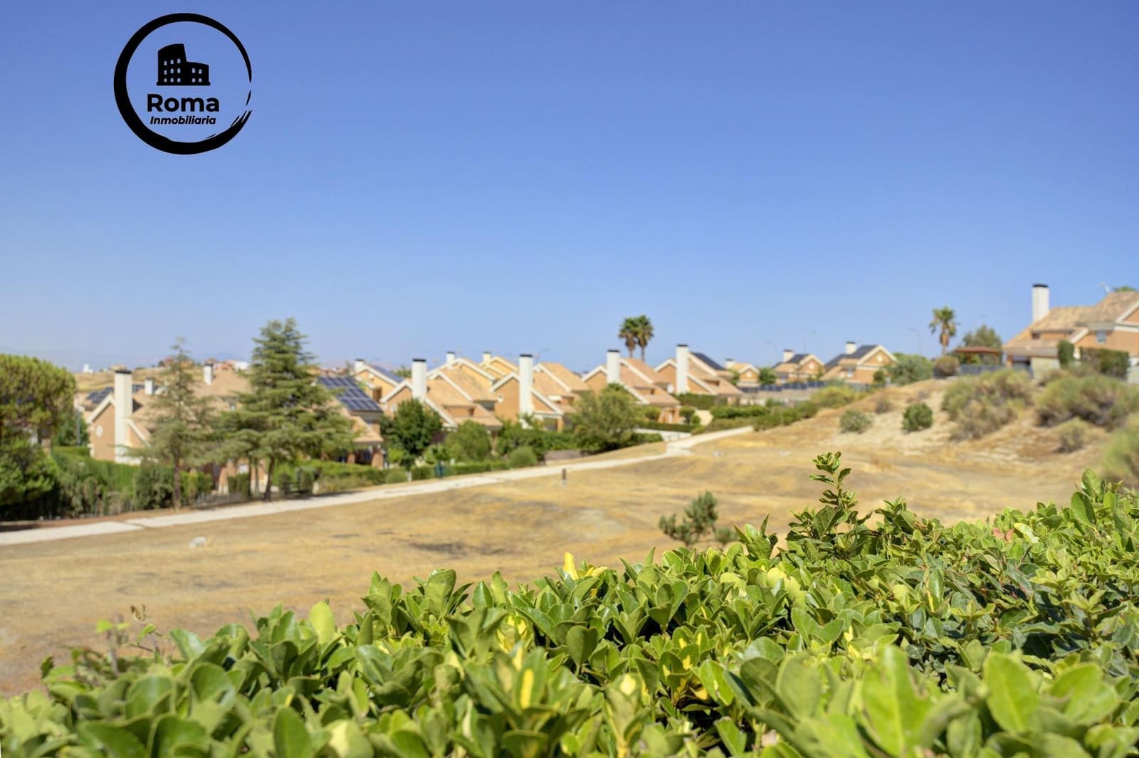 4 bedroom Villa for sale in Otura with pool garage - € 489,000 (Ref: 9625827)