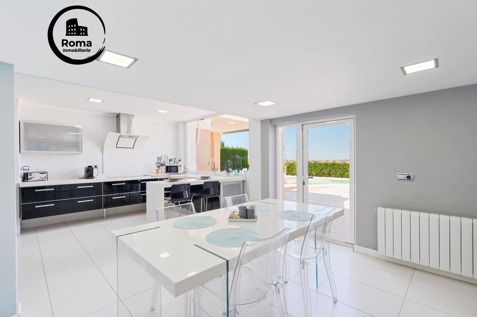 4 bedroom Villa for sale in Otura with pool garage - € 489,000 (Ref: 9625827)