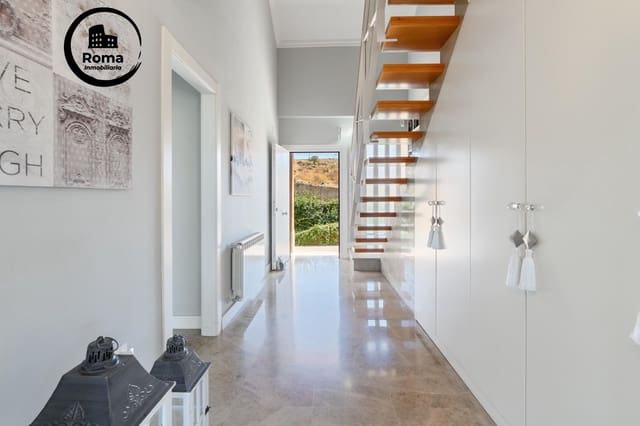 4 soveværelse Villa til salg i Otura med swimmingpool garage - € 489.000 (Ref: 9625827)