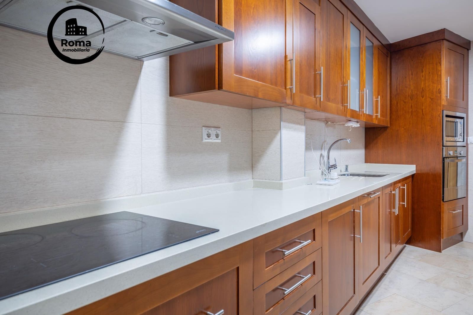 4 sovrum Lägenhet till salu i Granada stad med garage - 548 000 € (Ref: 9625828)